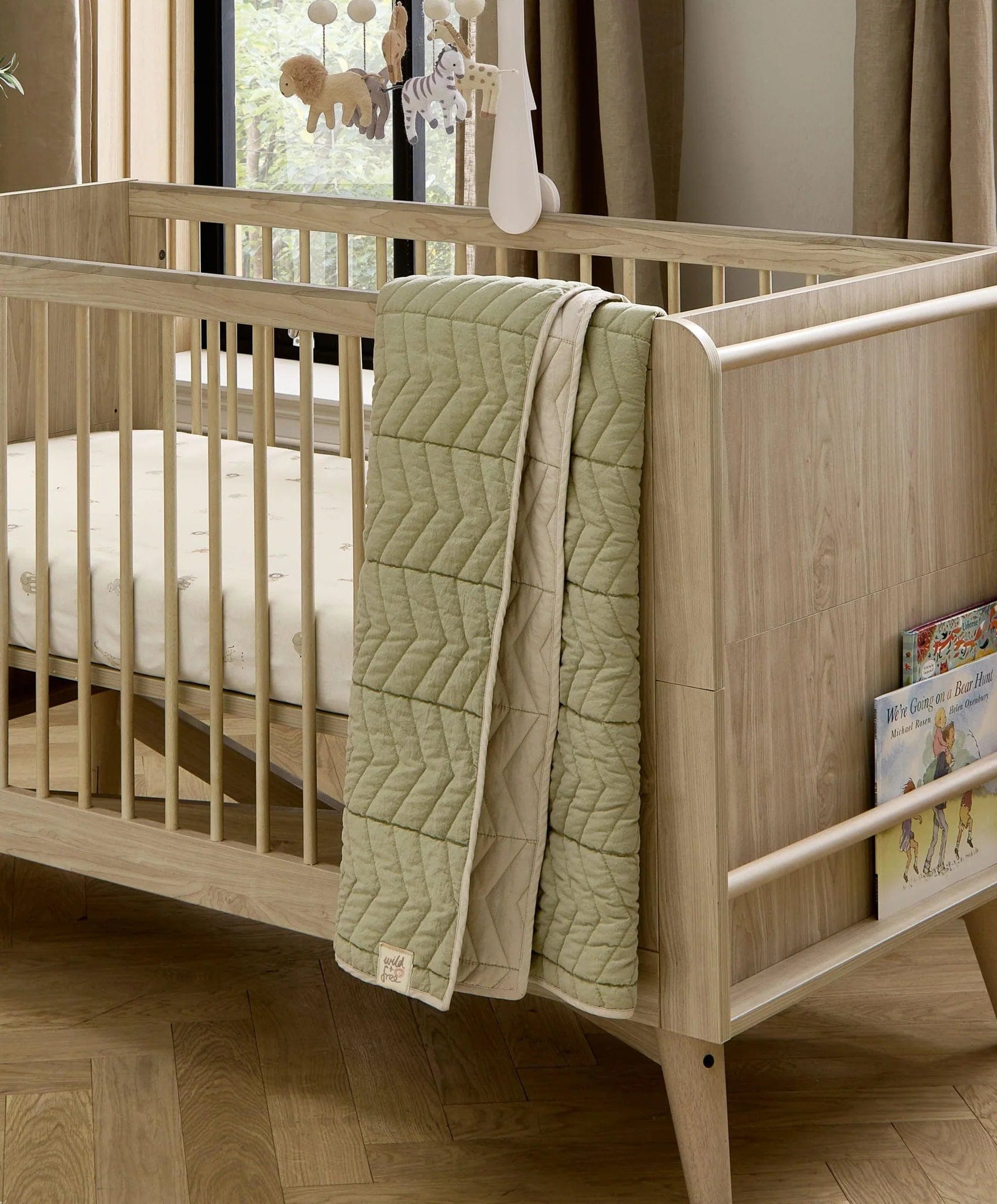 Babys-Mart Cot & Cot Bed Quilts M&P Welcome to the World Cot Bed Quilt (Born to be wild) 7041tg300