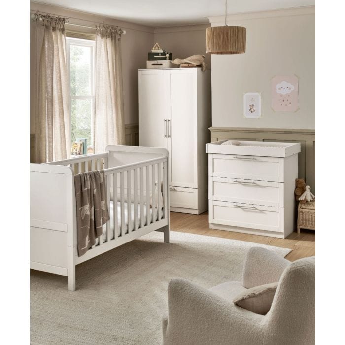 Mamas & Papas cot bed room sets Mamas & Papas Walton 3 Piece Cot Bed Roomset White