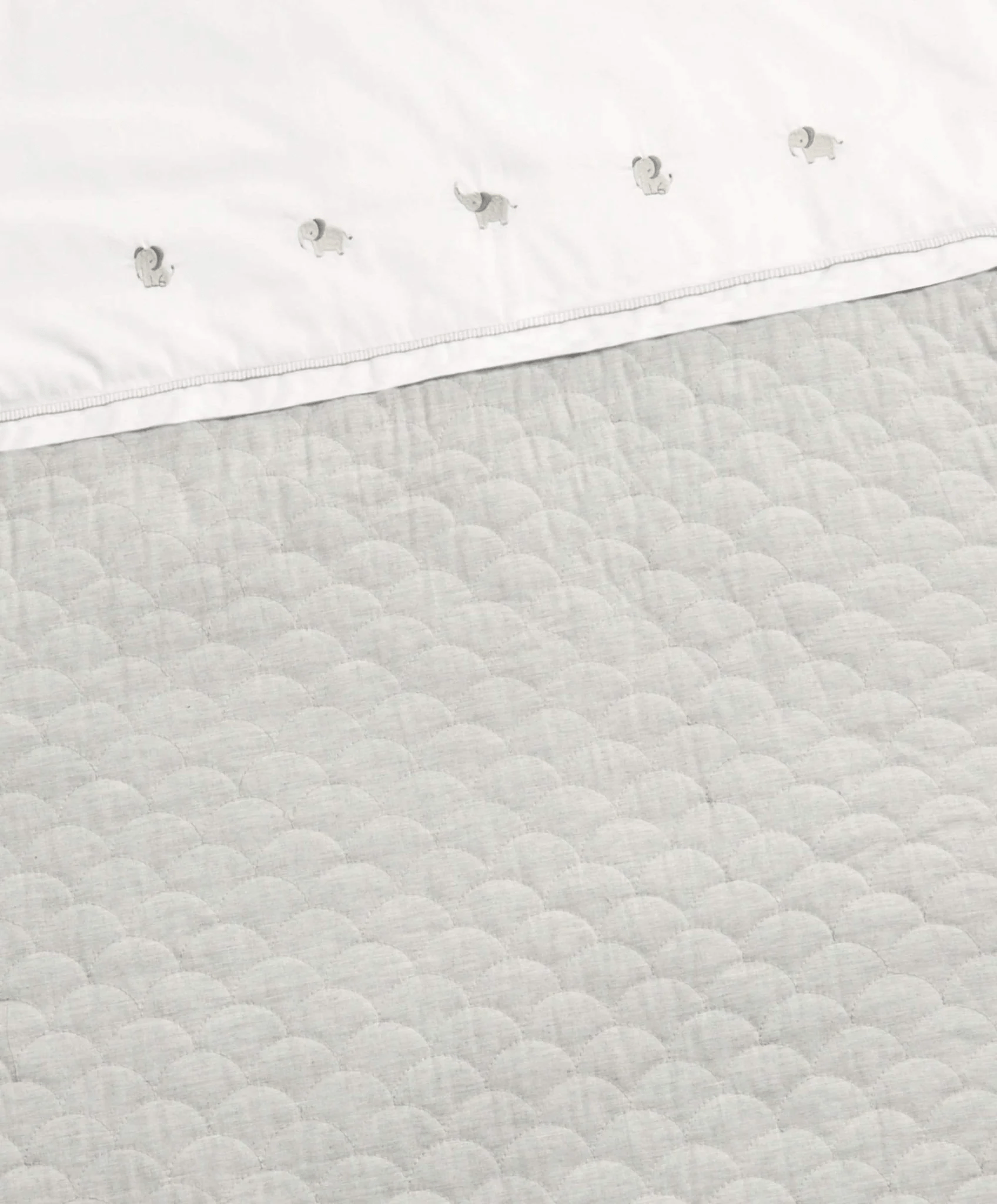 Mamas & Papas cot & cot bed quilts Mamas & Papas Welcome to the World Cotbed Quilt - Elephant 7041WW201