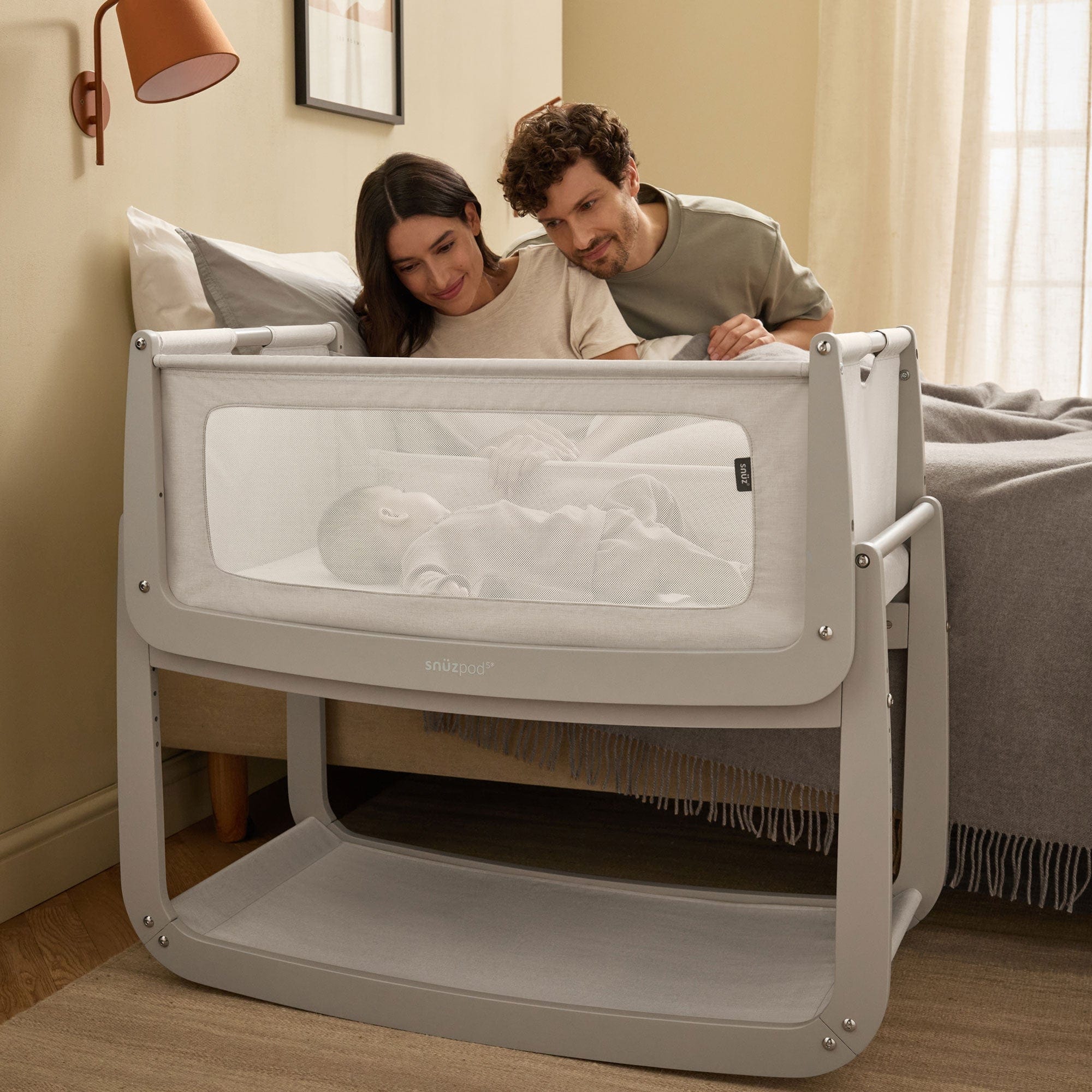 SnuzPod cribs SnüzPod 5 Bedside Crib - Pebble