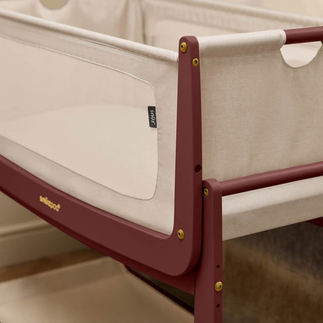 SnuzPod cribs SnüzPod 5 Bedside Crib - Rouge