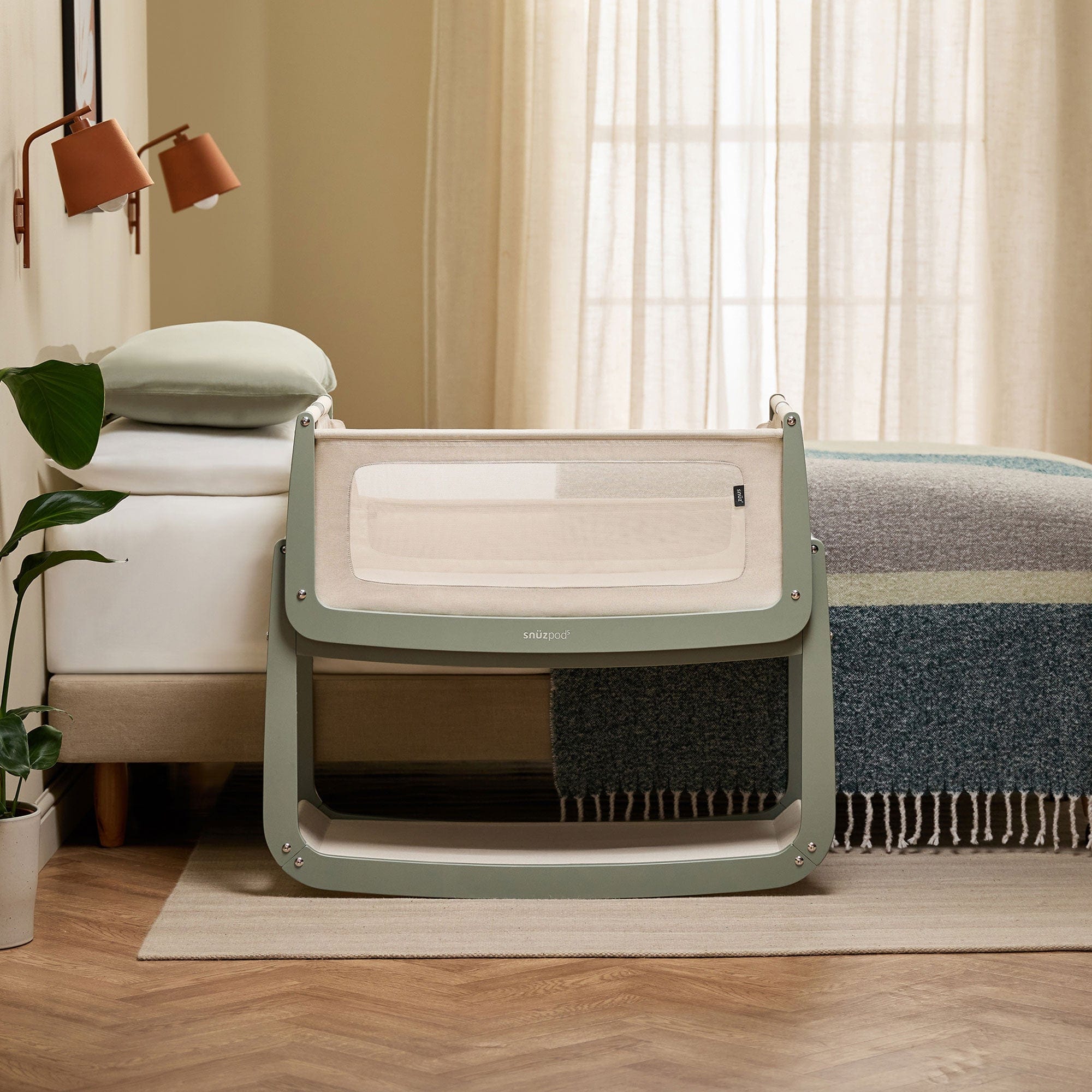 SnuzPod cribs SnüzPod 5 Bedside Crib - Sage