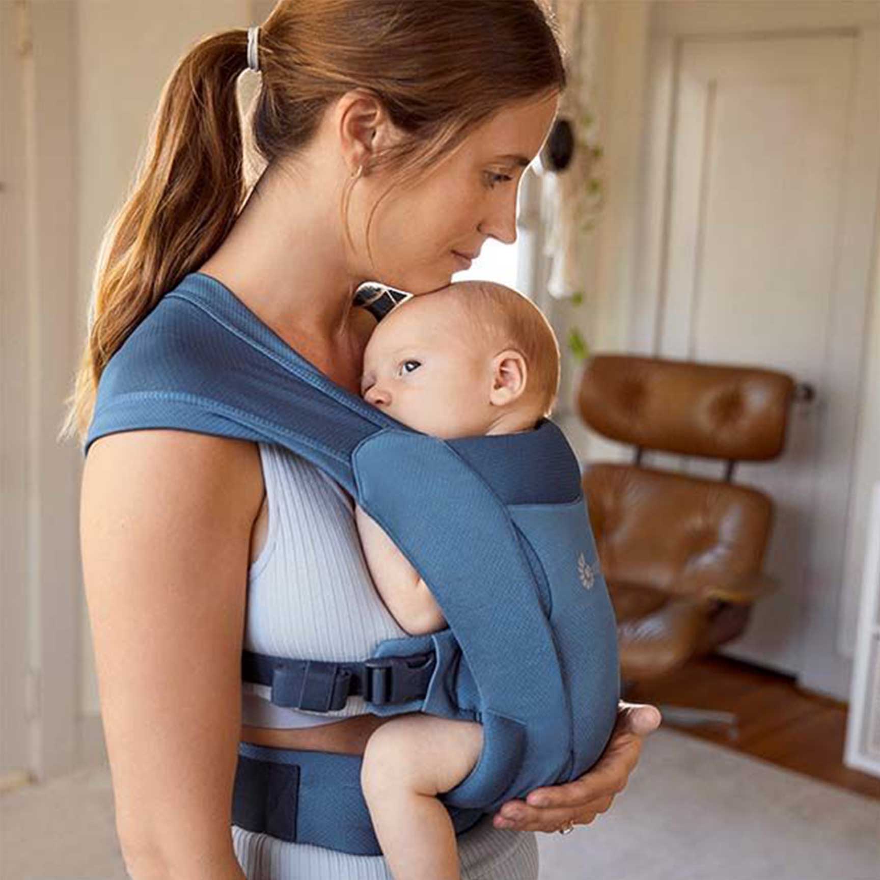 Ergobaby baby carriers Ergobaby Embrace Soft Air Mesh - Blue BCEMASAMBLU