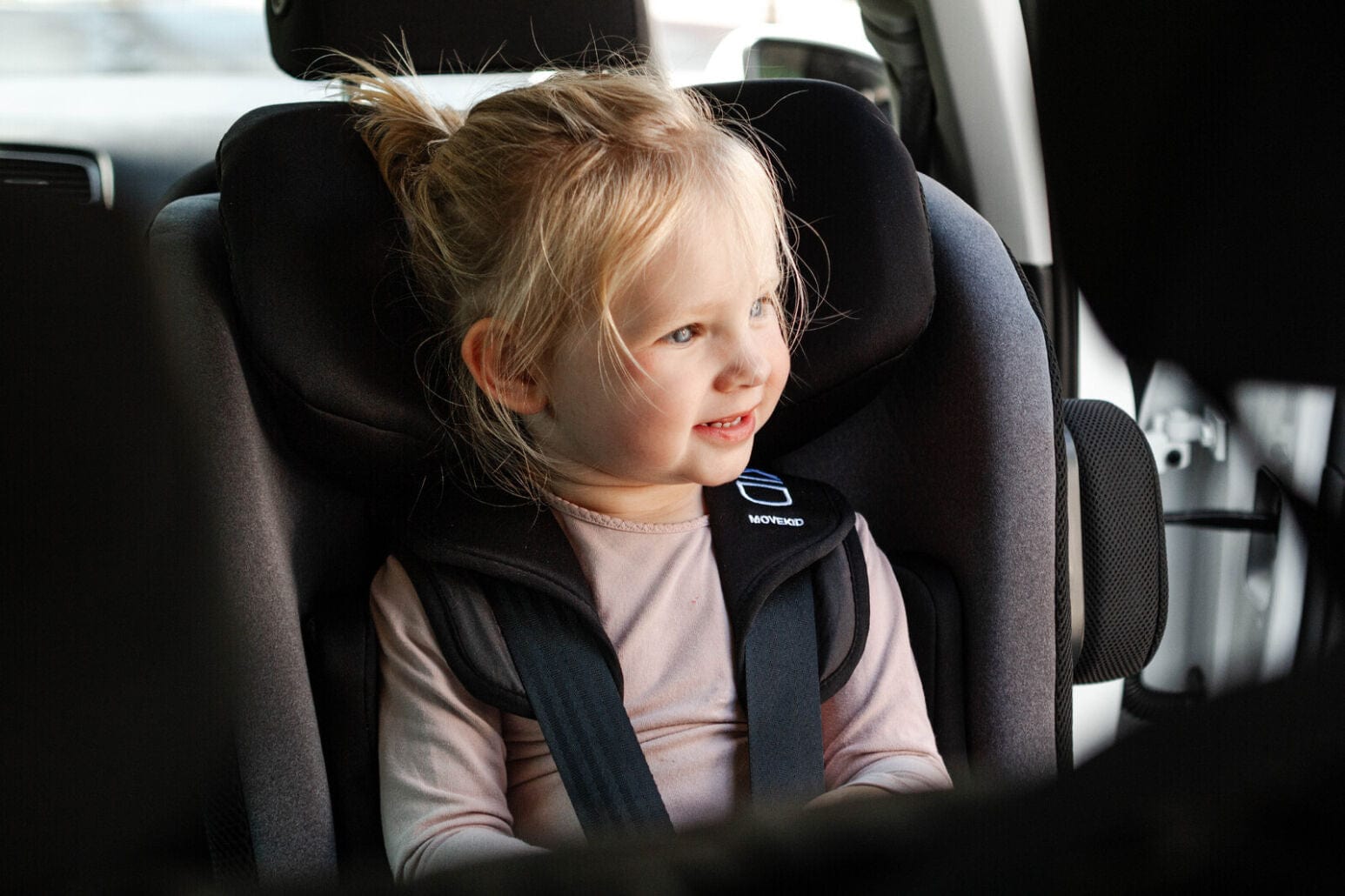 Axkid rear facing deals car seat