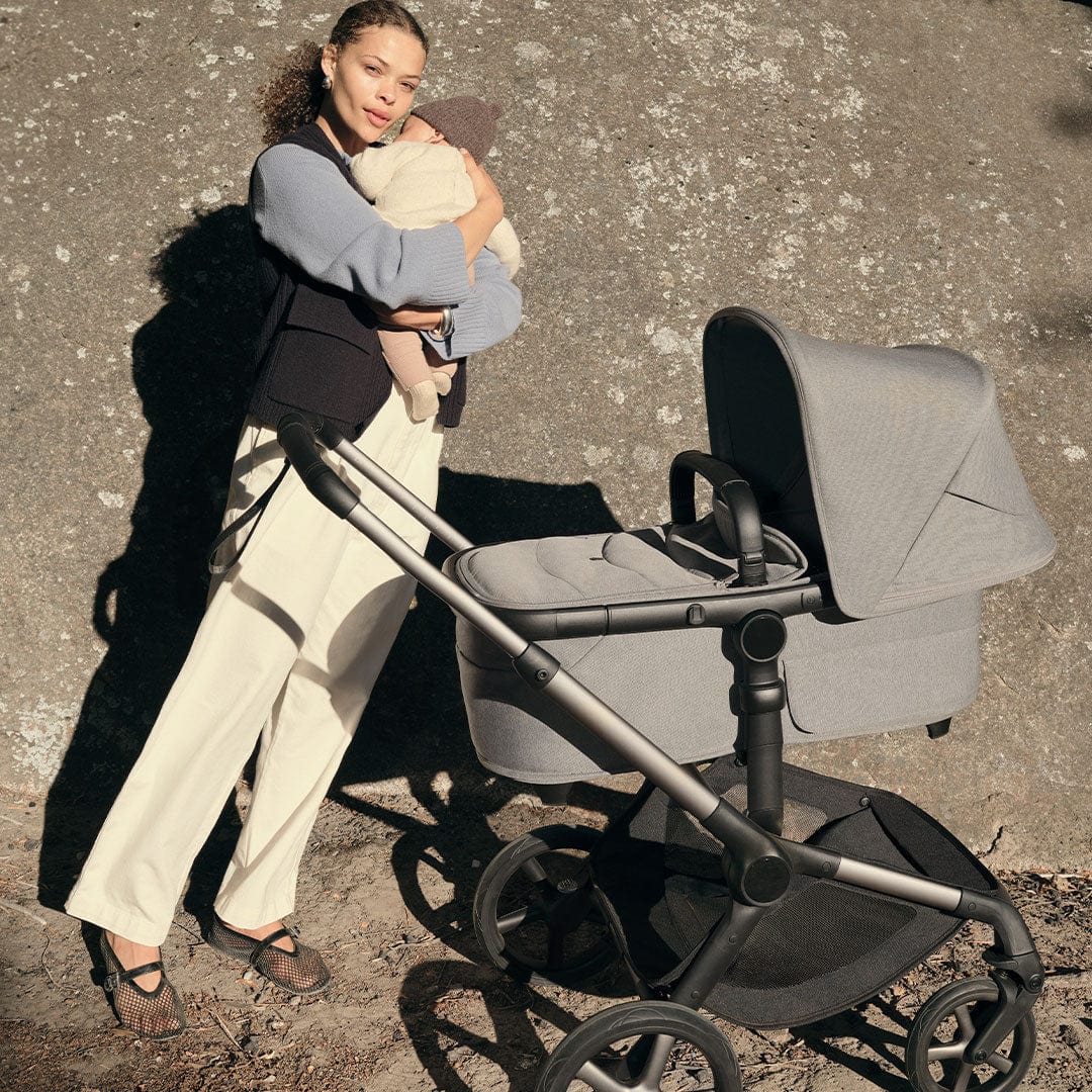 Bugaboo travel systems Bugaboo Fox 5 Renew BeSafe Travel System Bundle - Moon Grey 18876-TS-BEY-GRE