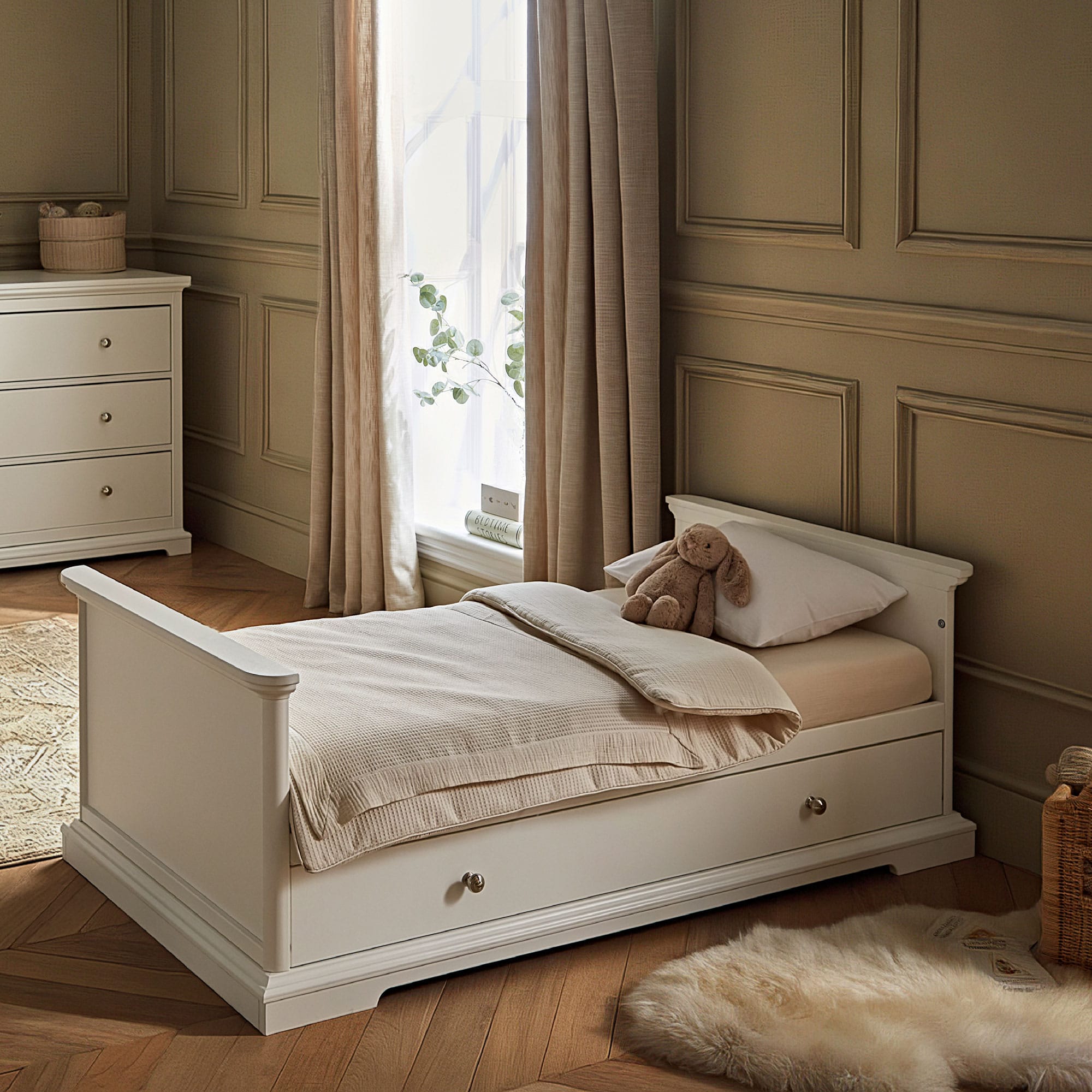 CuddleCo cribs Cuddleco Beaumont Low Cotbed - White