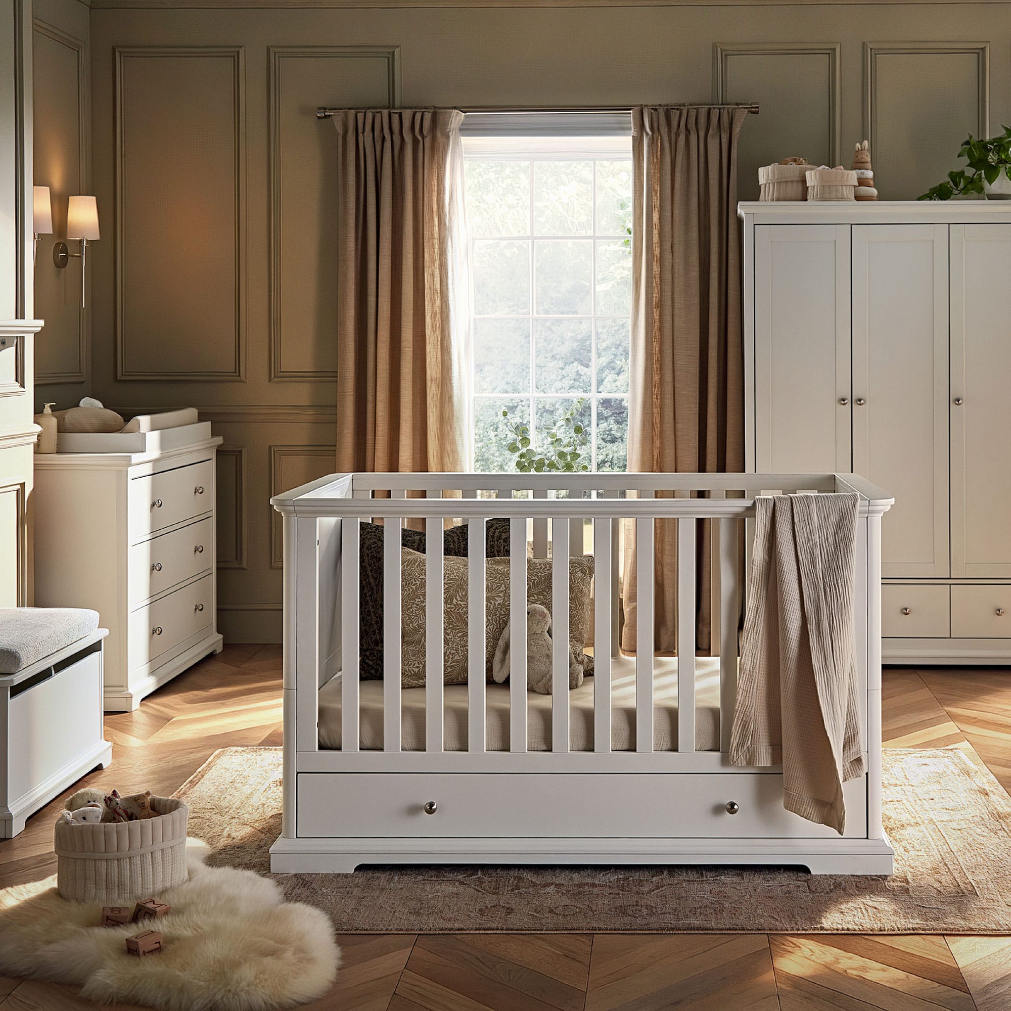 CuddleCo cribs Cuddleco Beaumont Low Cotbed - White