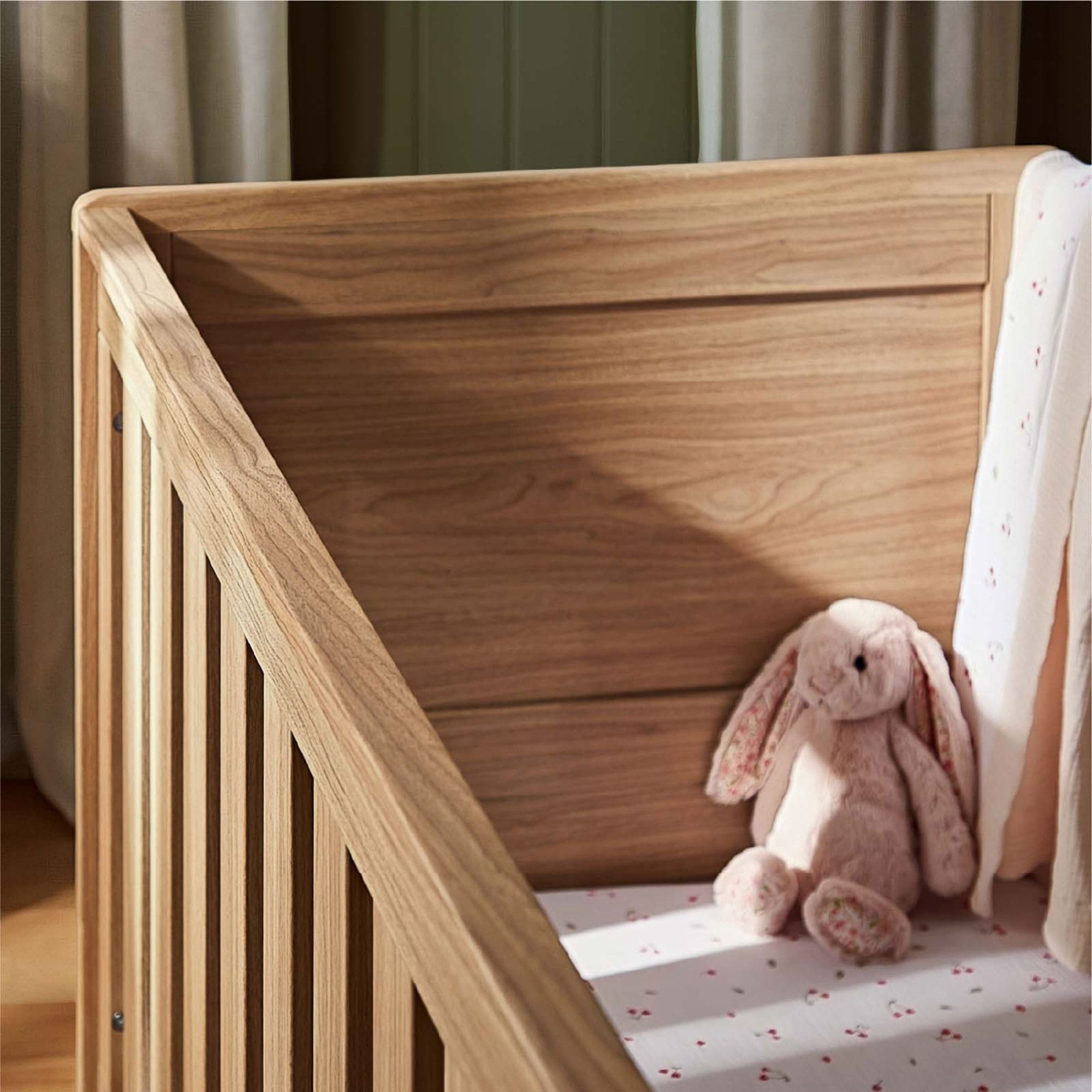 CuddleCo cribs Cuddleco Burford Cotbed - Oak