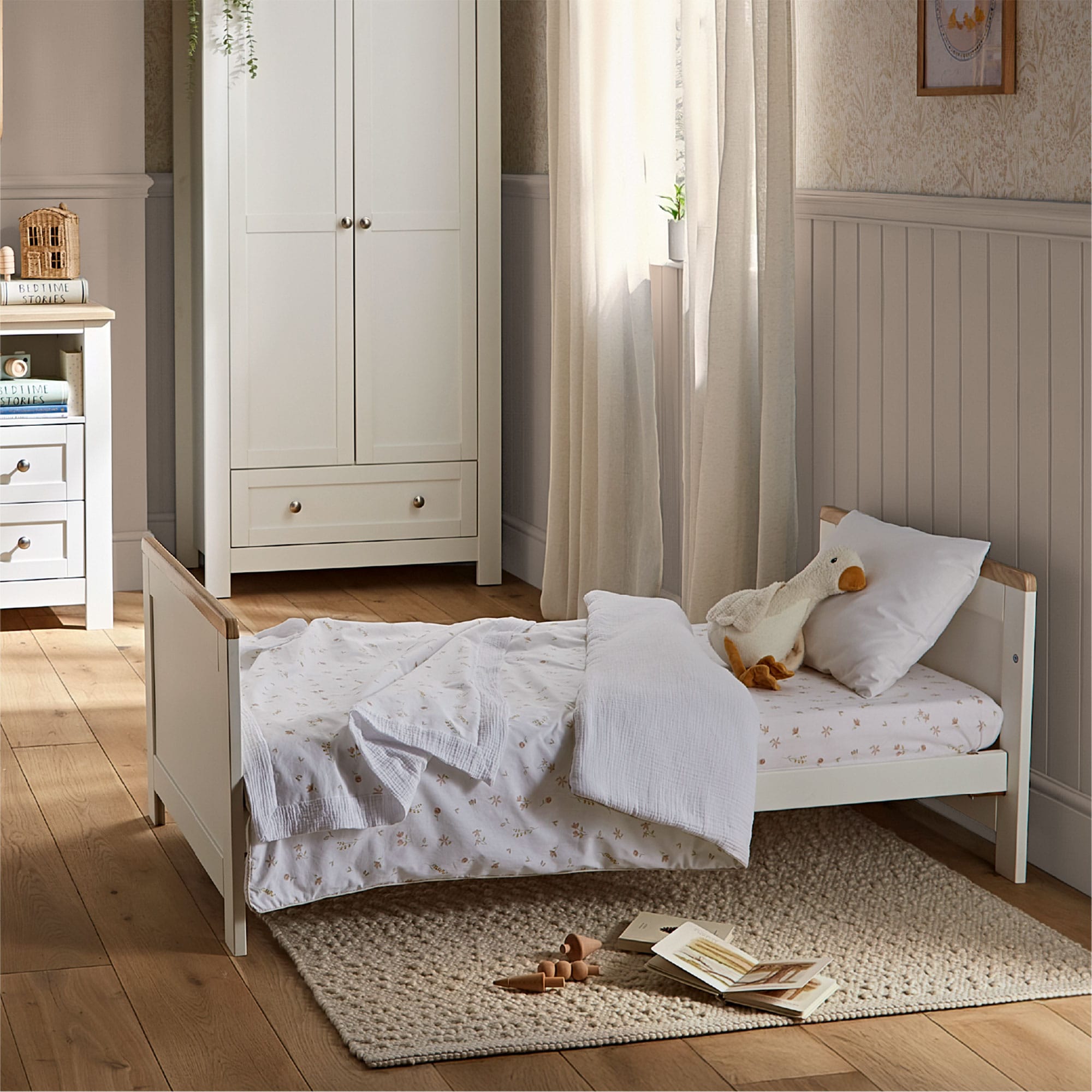 CuddleCo cribs Cuddleco Burford Cotbed - White/Oak