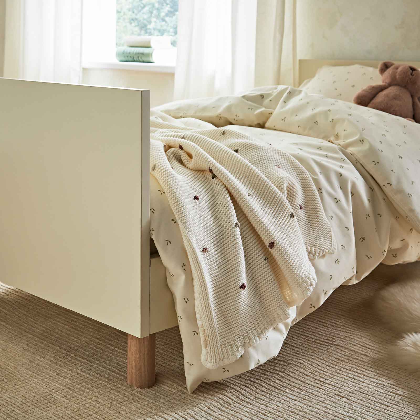 CuddleCo nursery room sets CuddleCo Harper Cot Bed - Cream