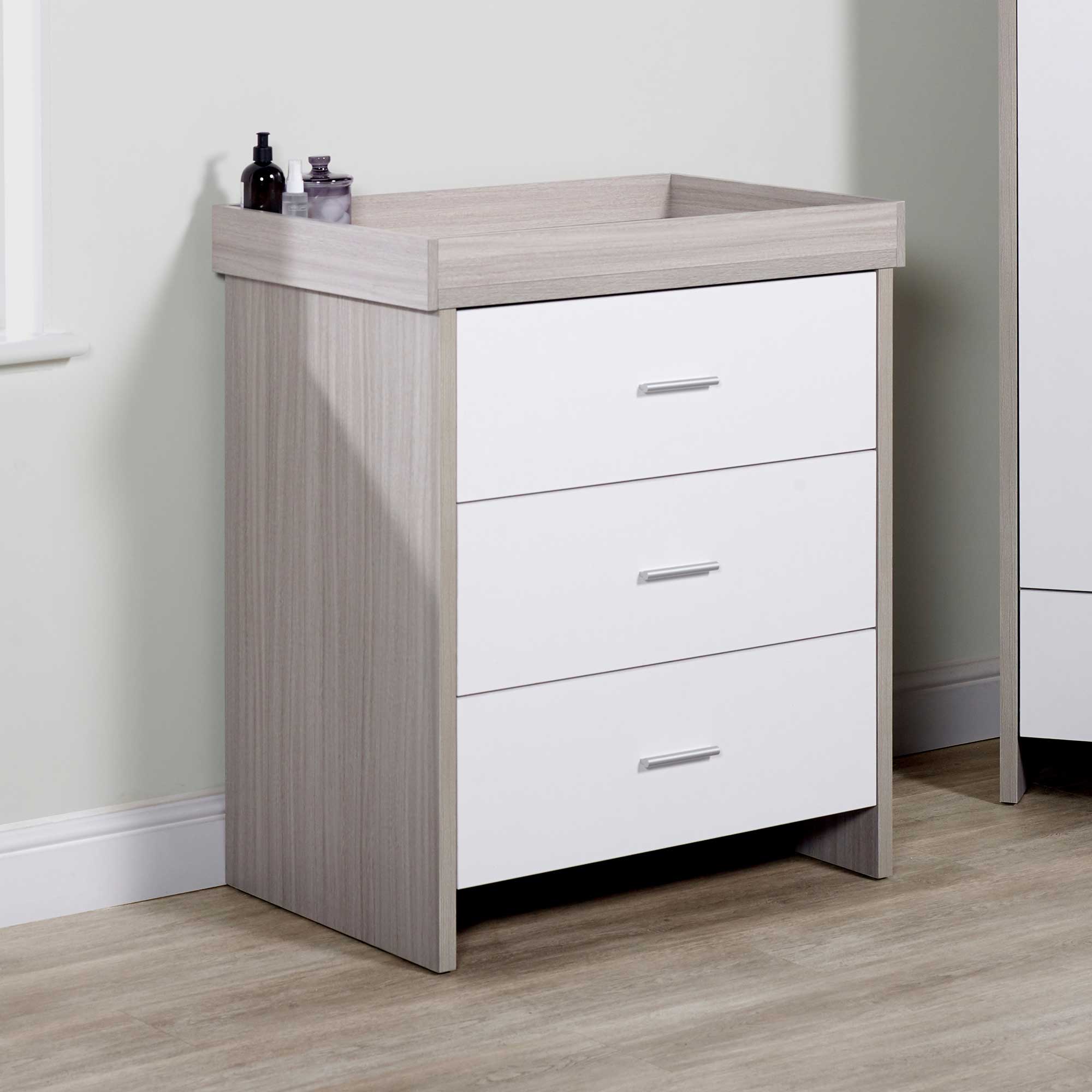 Ickle Bubba nursery room sets Ickle Bubba Pembrey 4 Piece Furniture Set and Under Drawer Ash Grey & White