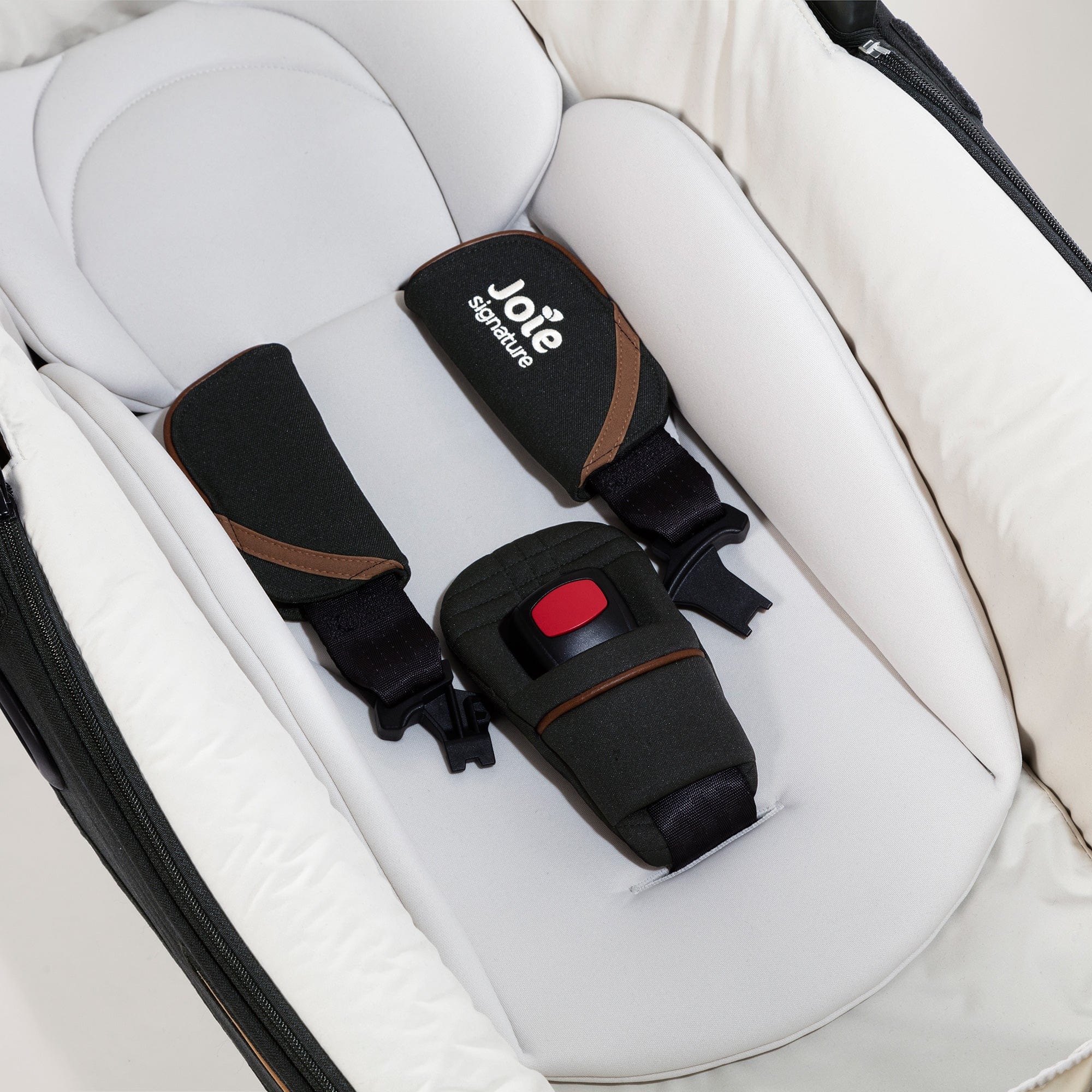 Joie lie flat car seats Joie Calmi Car Cot Bed - Eclipse C2105AAECL000