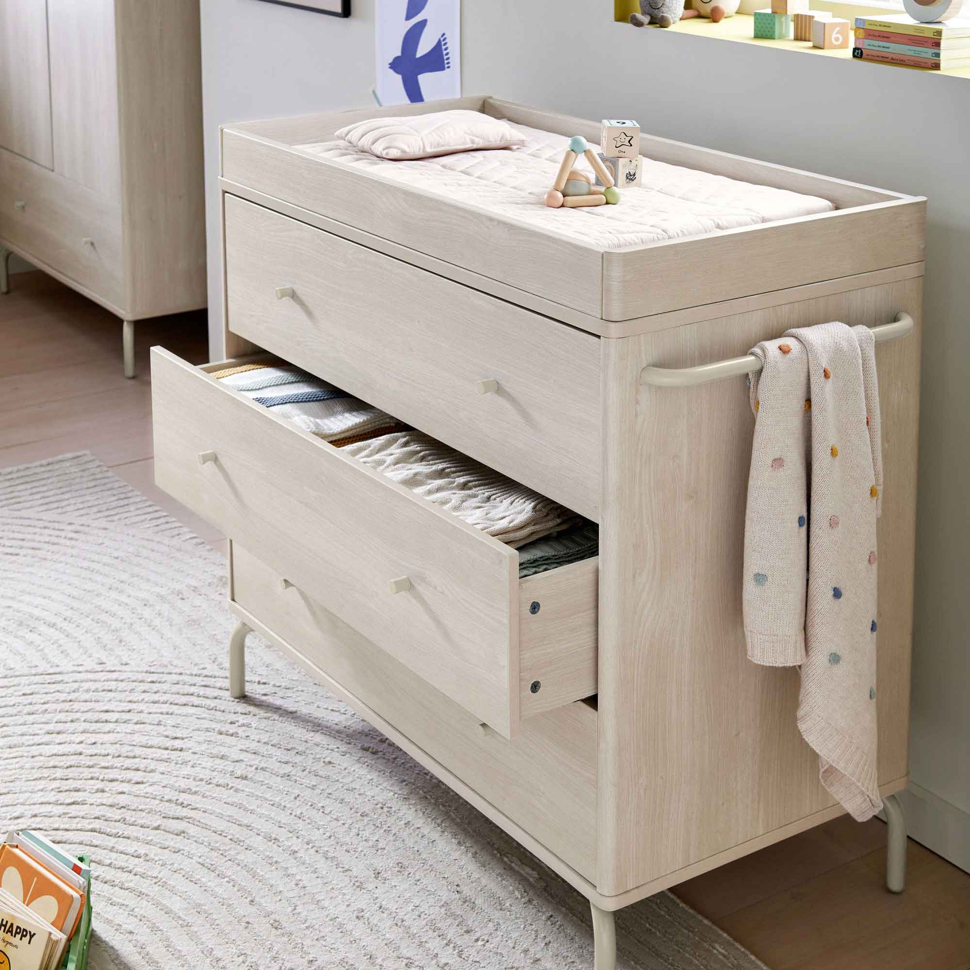 Mamas & Papas cot bed room sets Mamas & Papas Kinlay 2 Piece Roomset - Parchment