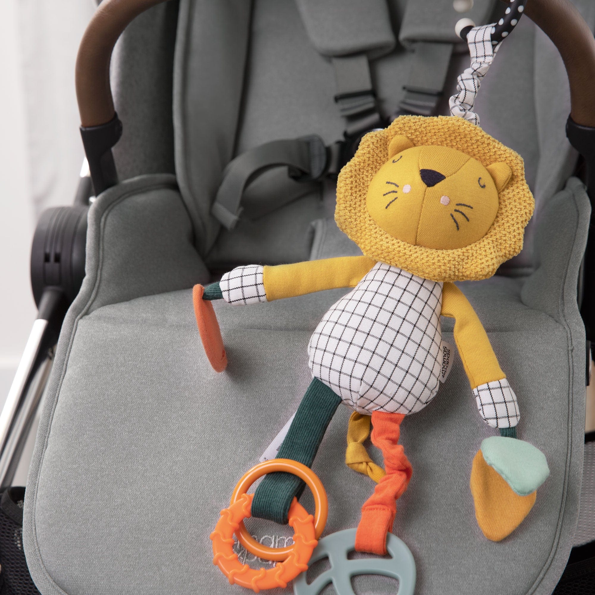 Mamas & Papas sensory baby toys Mamas & Papas Wildly Adventures Educational Toy - Jangly Lion 7609wil01