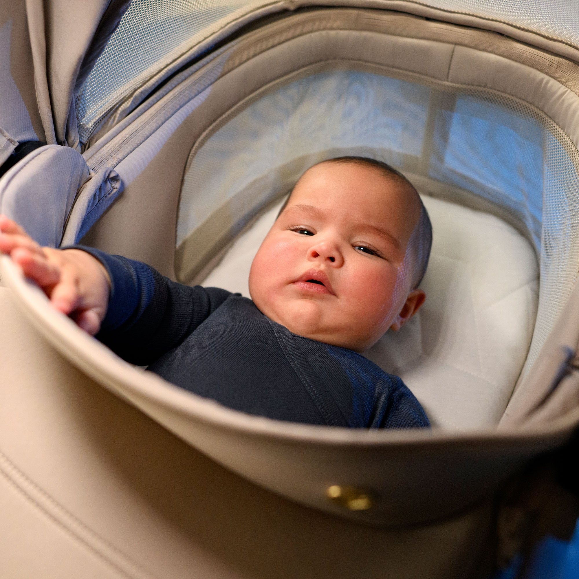 Maxi-Cosi baby prams Maxi-Cosi Fame Cabin Complete Pram - Moon Graphite KF10000220