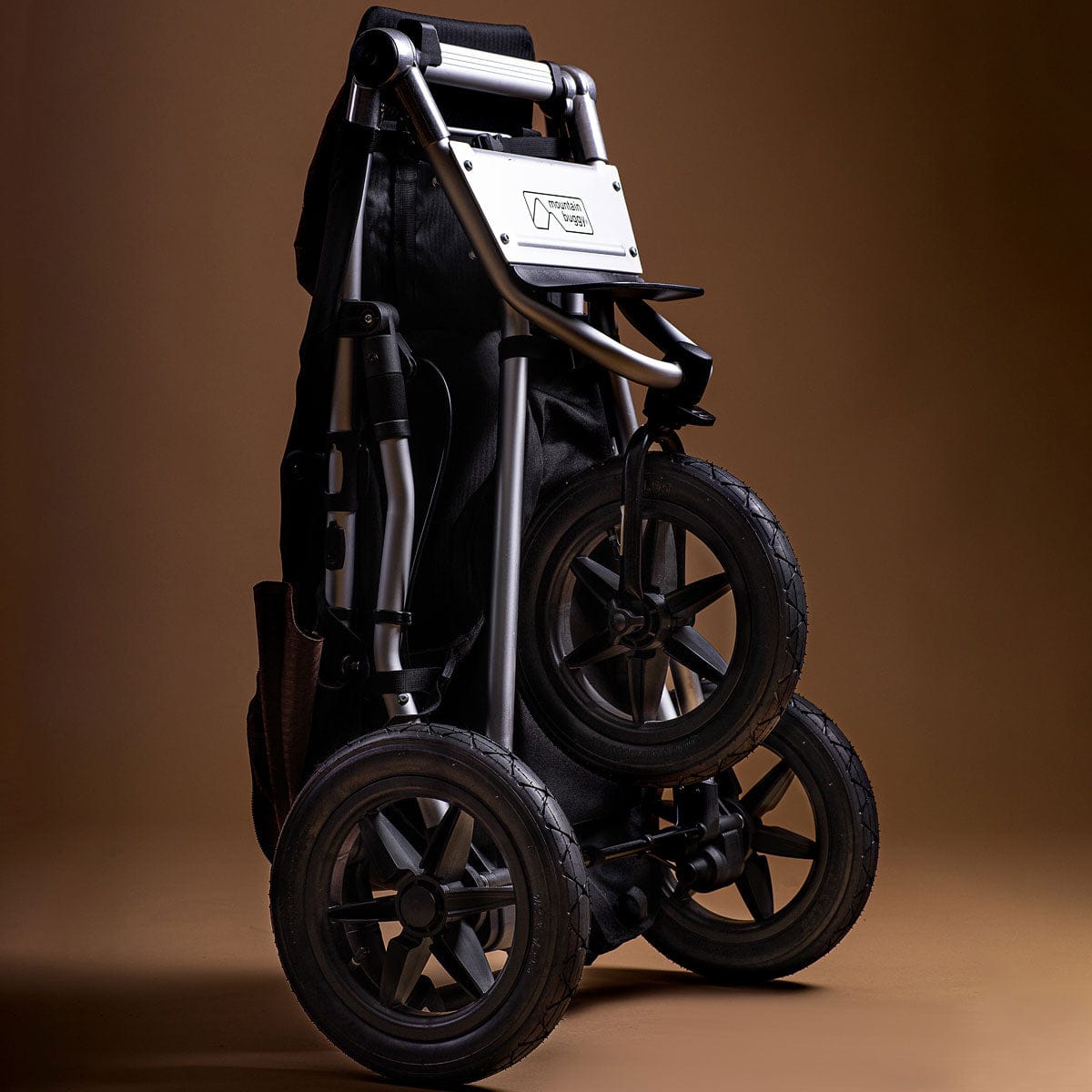 Mountain Buggy 3 wheel pushchairs Mountain Buggy Urban Jungle V4 Heritage Collection - Caviar mb-ujv4caviar