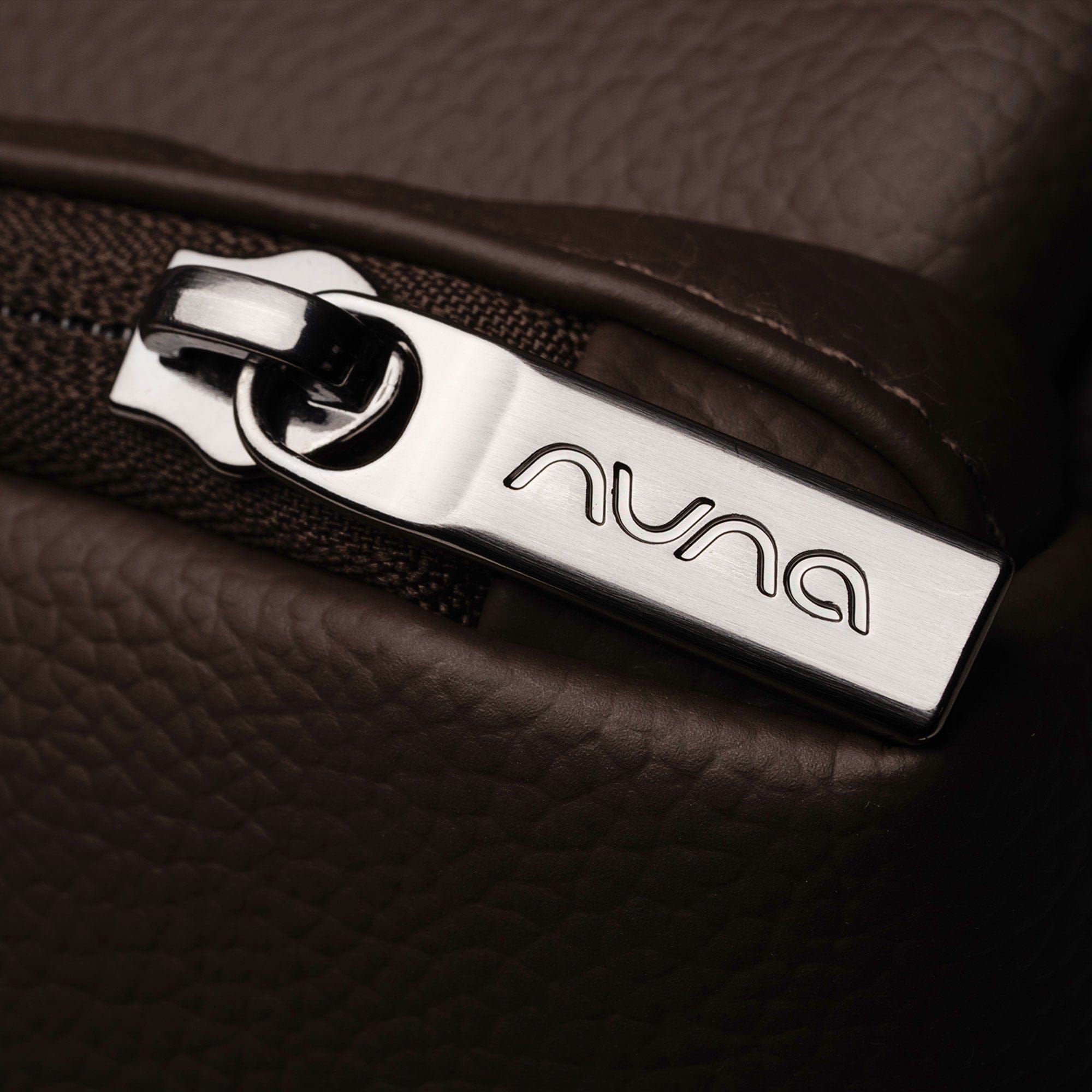 Nuna changing bags Nuna Essentials Bag - Cocoa DP20700CCA