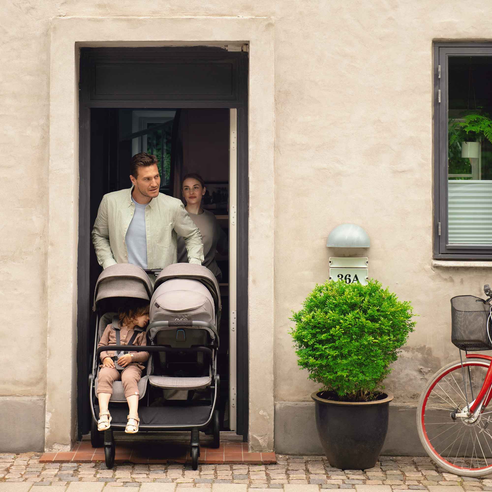 Nuna double buggies Nuna TRVL Dubl Stroller - Caviar ST19801CVRGL