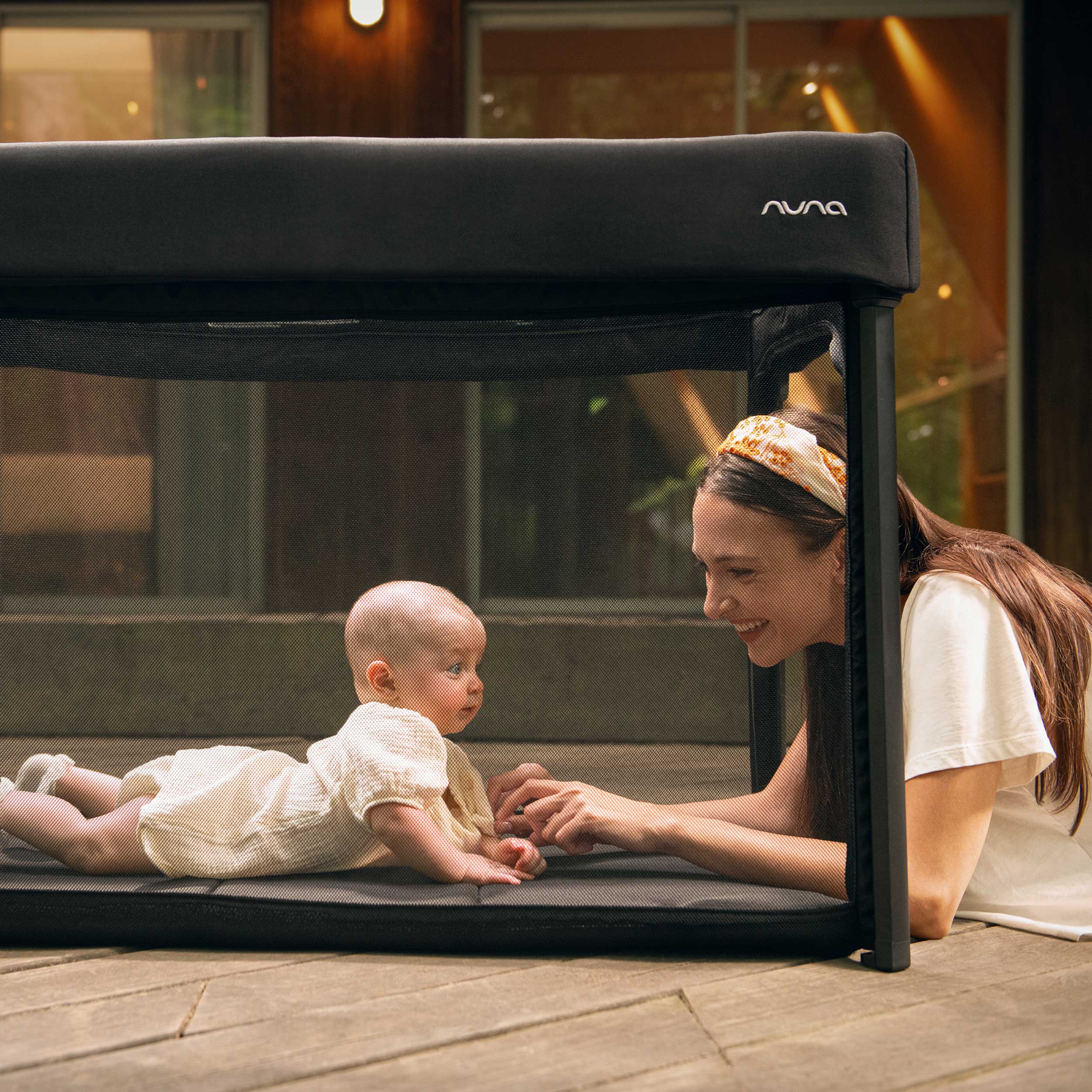 Nuna travel cots Nuna PAAL Travel Cot - Caviar TC17700CVRGL