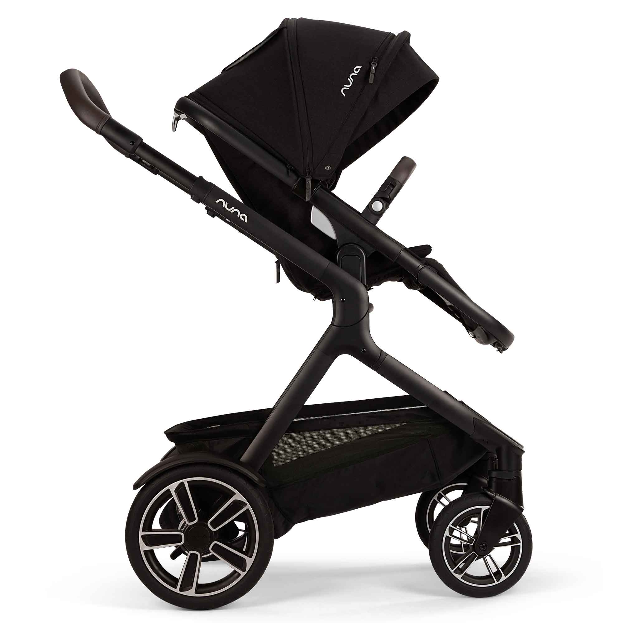 Nuna travel systems Nuna DEMI Next & PIPA Next Bundle - Caviar Z2BNDEMI1003UK