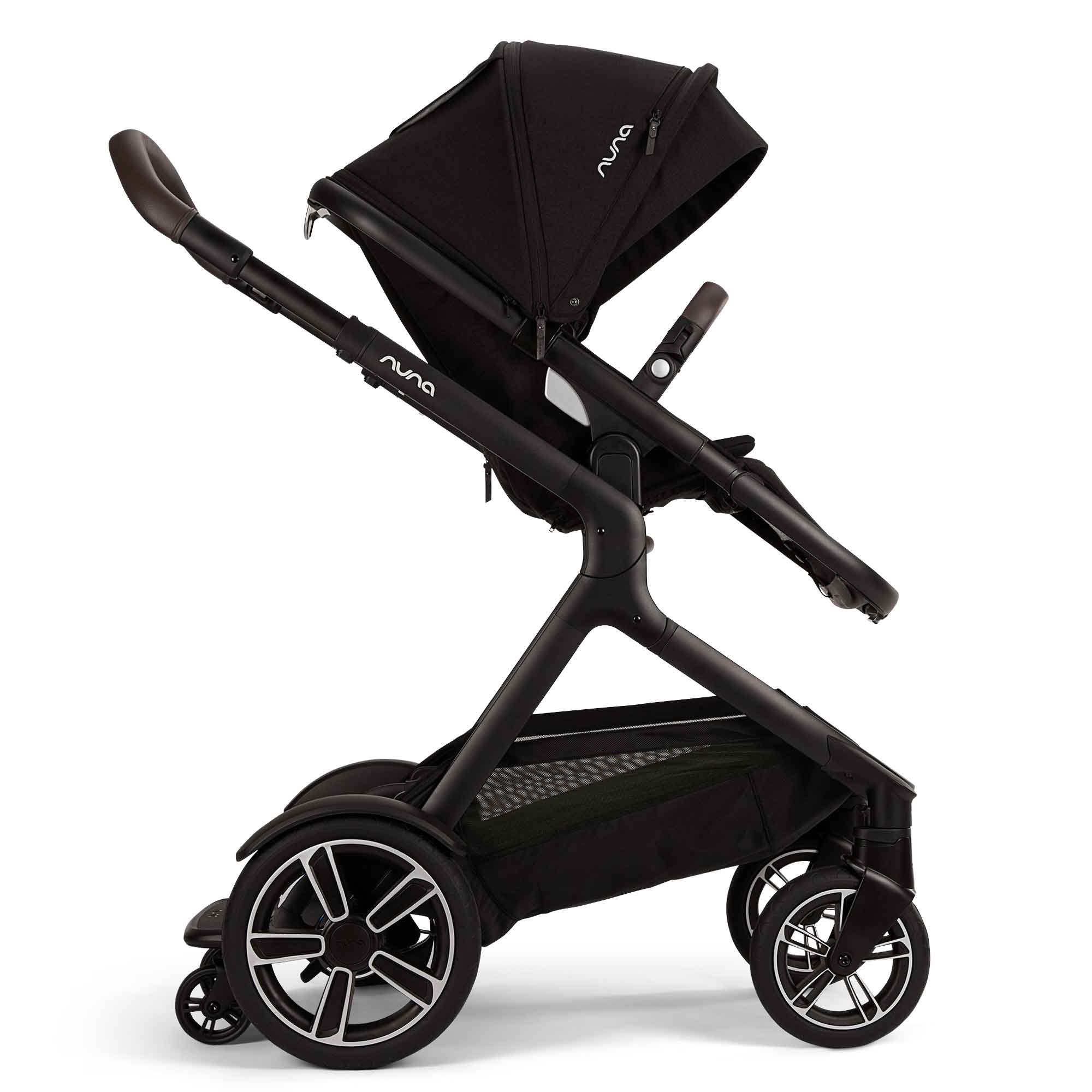 Nuna travel systems Nuna DEMI Next & PIPA Urbn Bundle - Caviar Z2BNDEMI1002UK