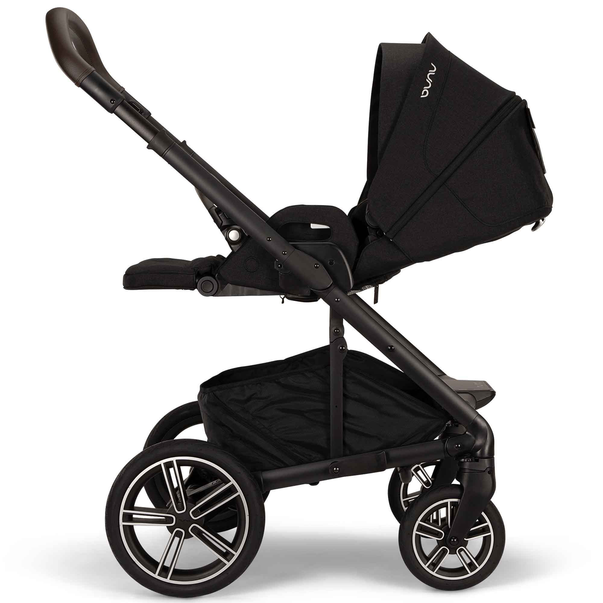 Nuna travel systems Nuna MIXX Next & ARRA Flex & BASE Curv Bundle - Caviar Z2BNMIXX1046UK