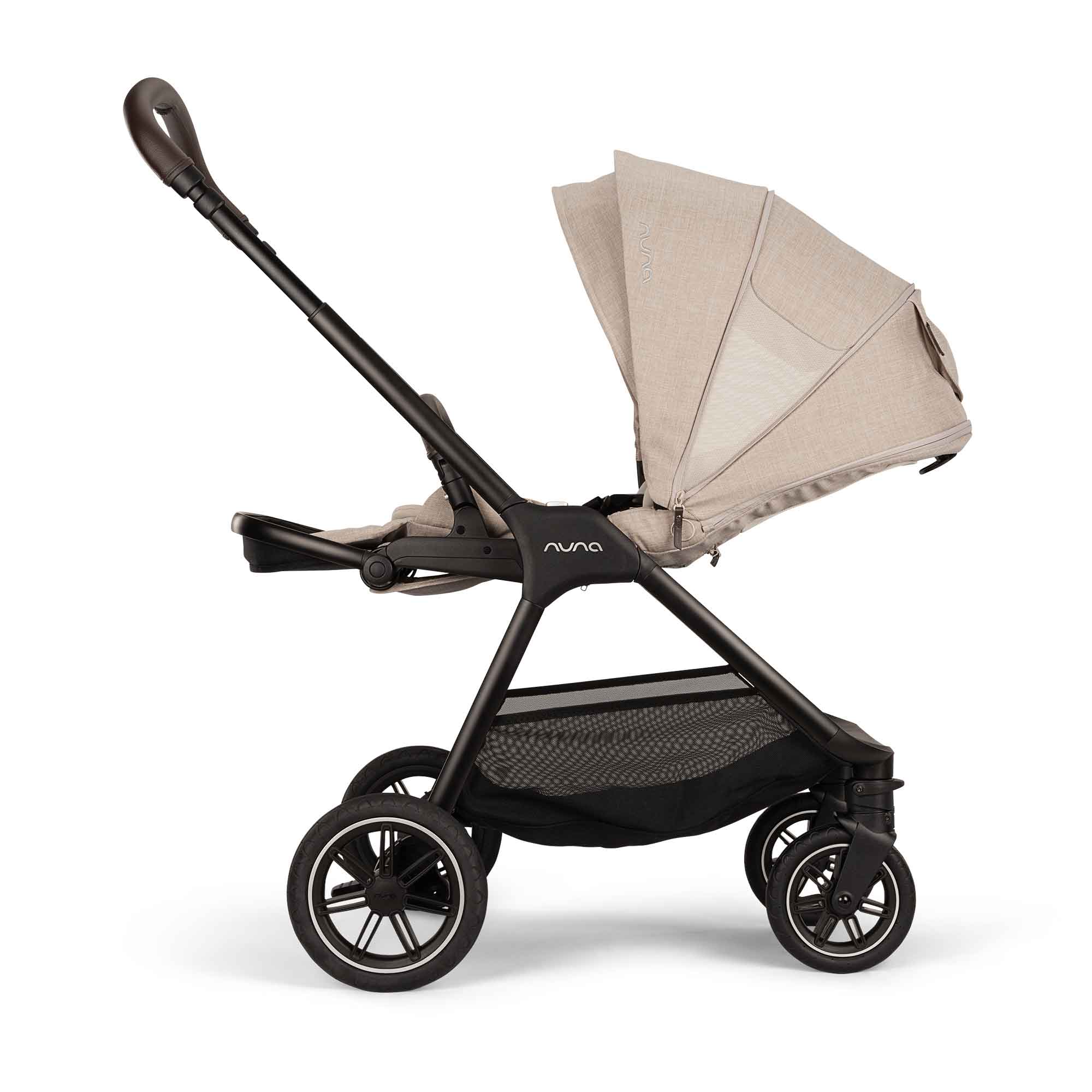 Nuna travel systems Nuna TRIV Next & ARRA Flex & BASE Curv Bundle - Biscotti Z2BNTRIV1041UK