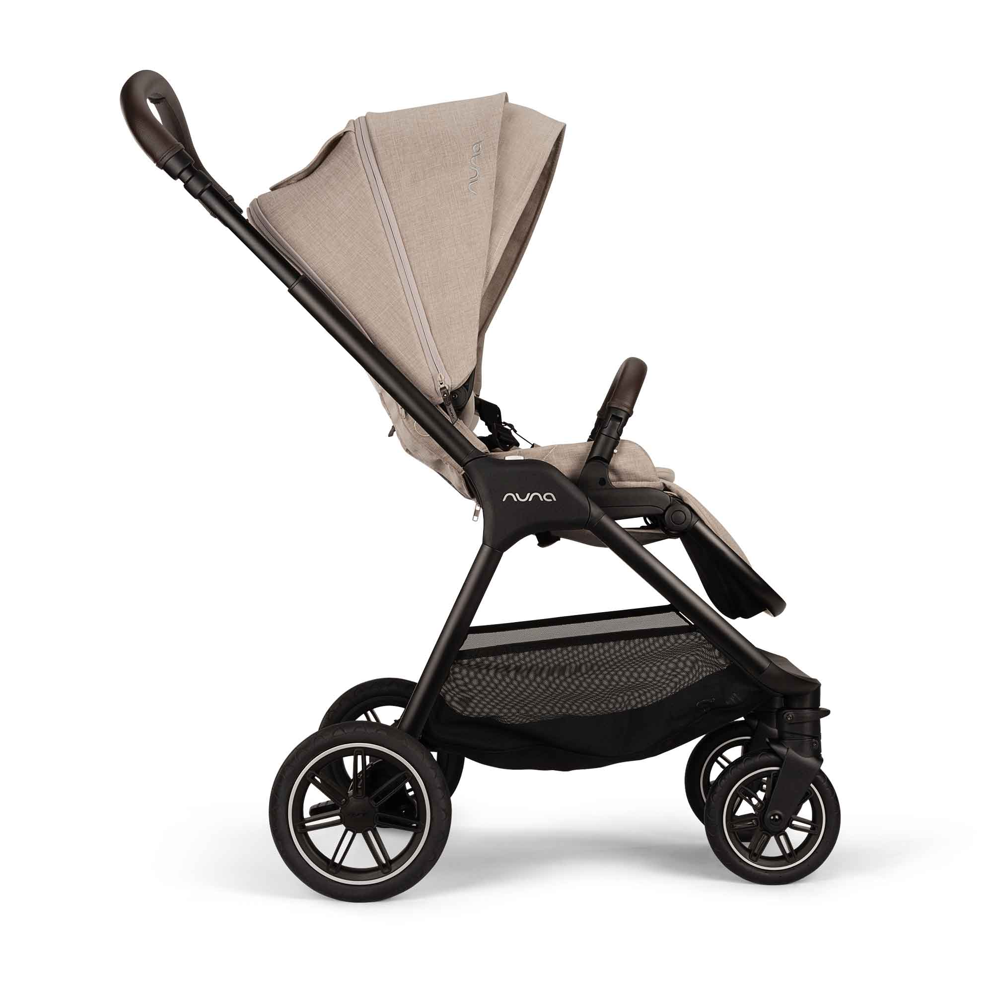 Nuna travel systems Nuna TRIV Next & ARRA Flex & BASE Curv Bundle - Biscotti Z2BNTRIV1041UK