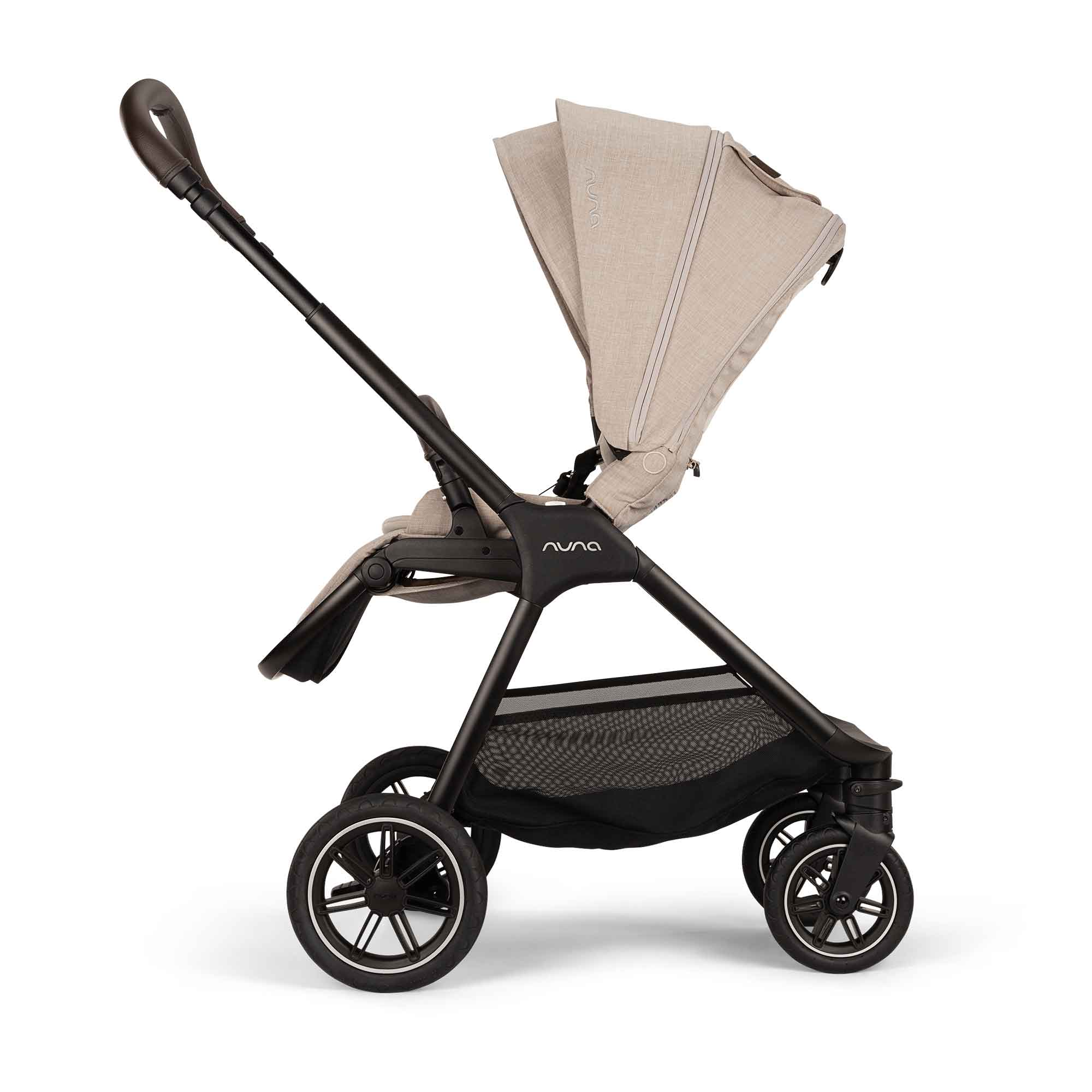 Nuna travel systems Nuna TRIV Next & ARRA Flex & BASE Curv Bundle - Biscotti Z2BNTRIV1041UK