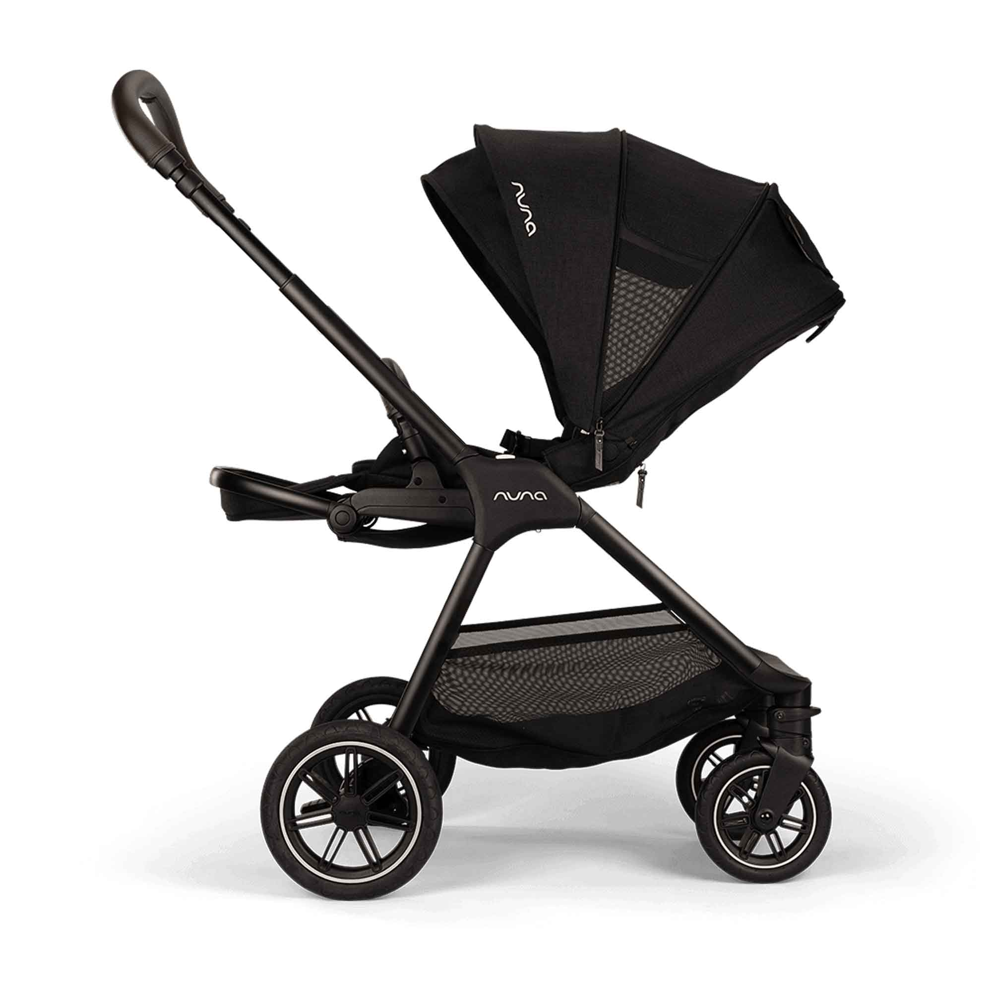 Nuna travel systems Nuna TRIV Next & ARRA Flex & BASE Curv Bundle - Caviar Z2BNTRIV1042UK