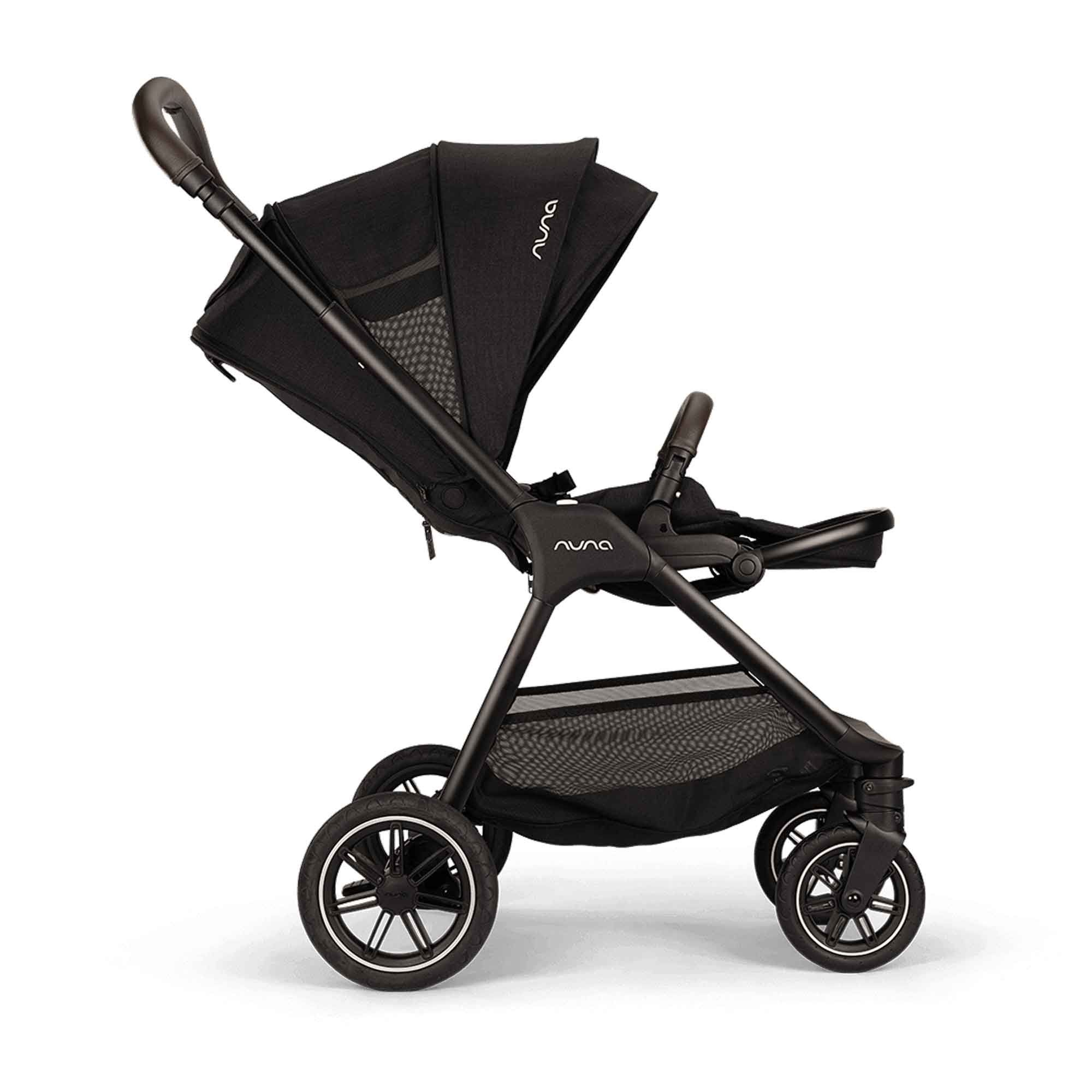 Nuna travel systems Nuna TRIV Next & ARRA Flex & BASE Curv Bundle - Caviar Z2BNTRIV1042UK
