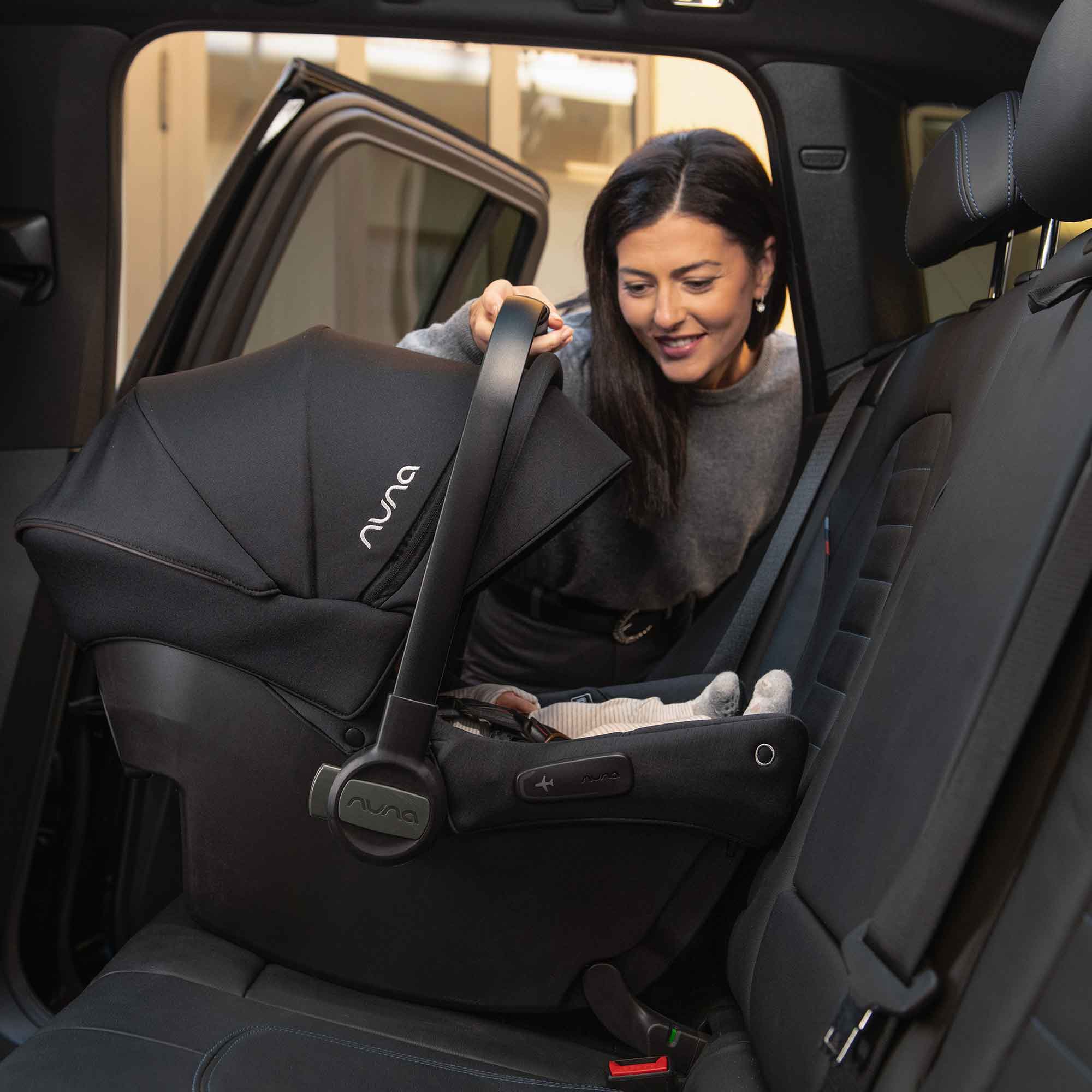 Nuna travel systems Nuna TRIV Next URBN Travel System - Chateau Z2BNTRIV1051UK