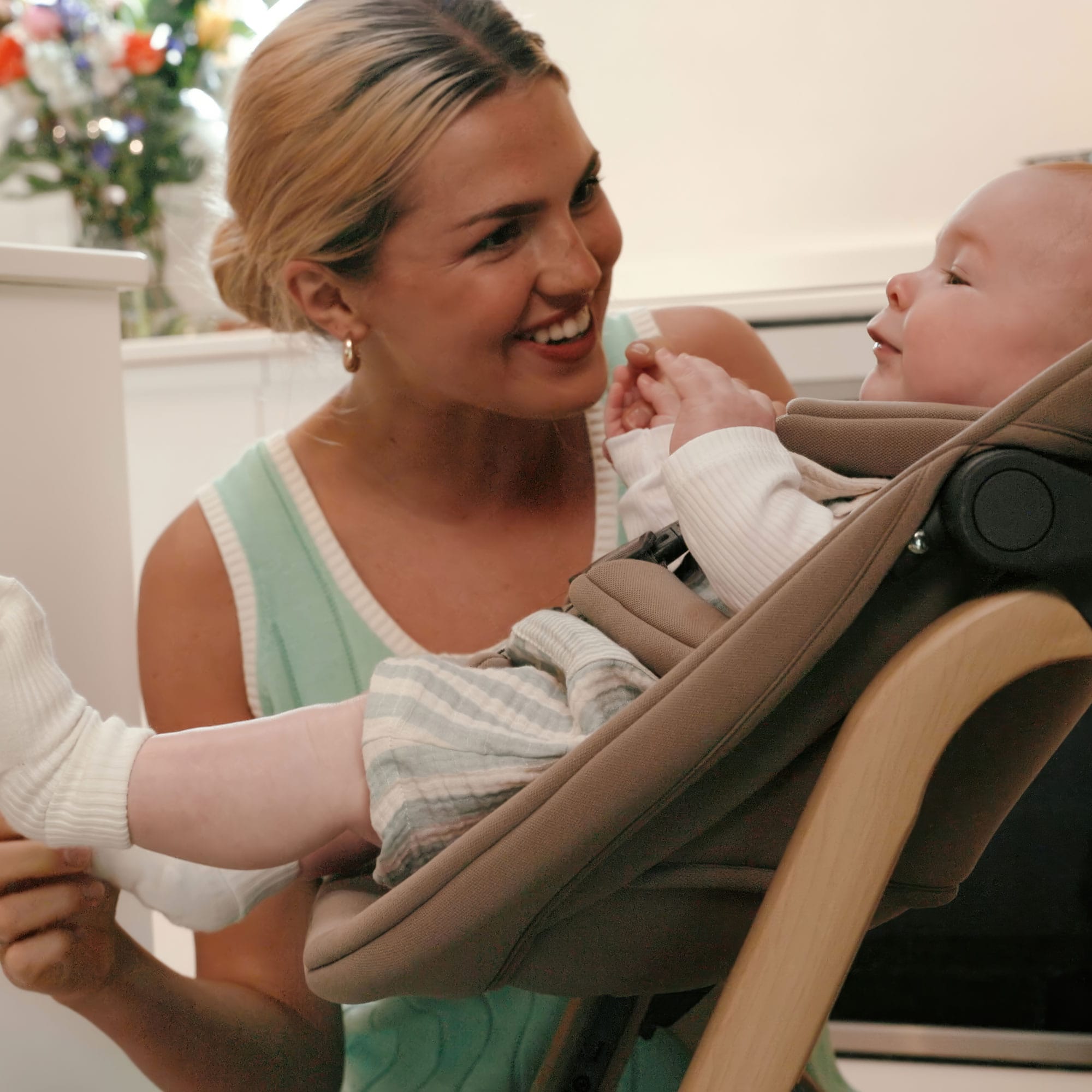 Silver Cross baby highchairs Silver Cross Nest & Nurture Highchair 4 in 1 Highchair - Biscuit SX7052.BS