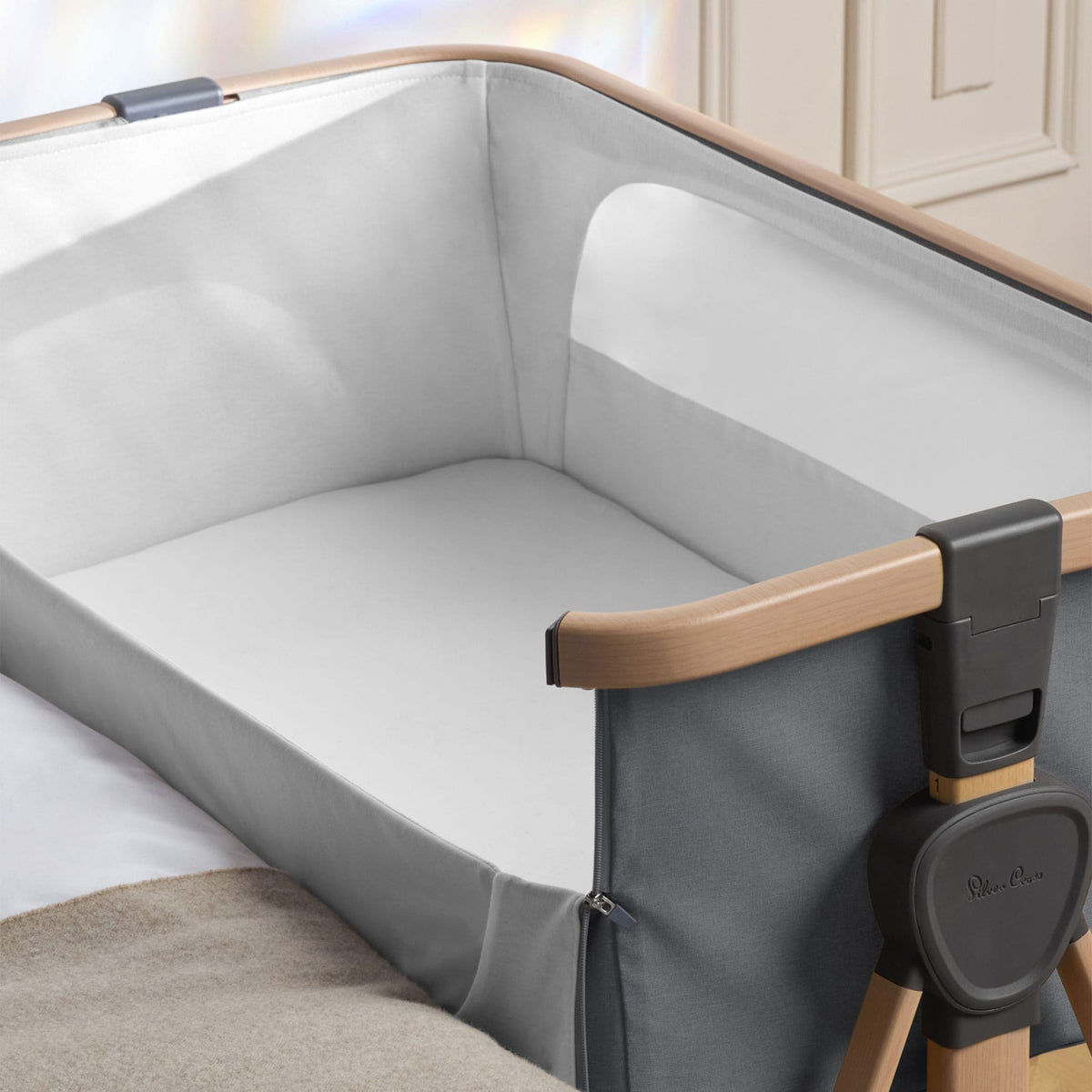 Silver Cross cribs Silver Cross Lunar Bedside Crib - Whisper Grey SX8172.WG