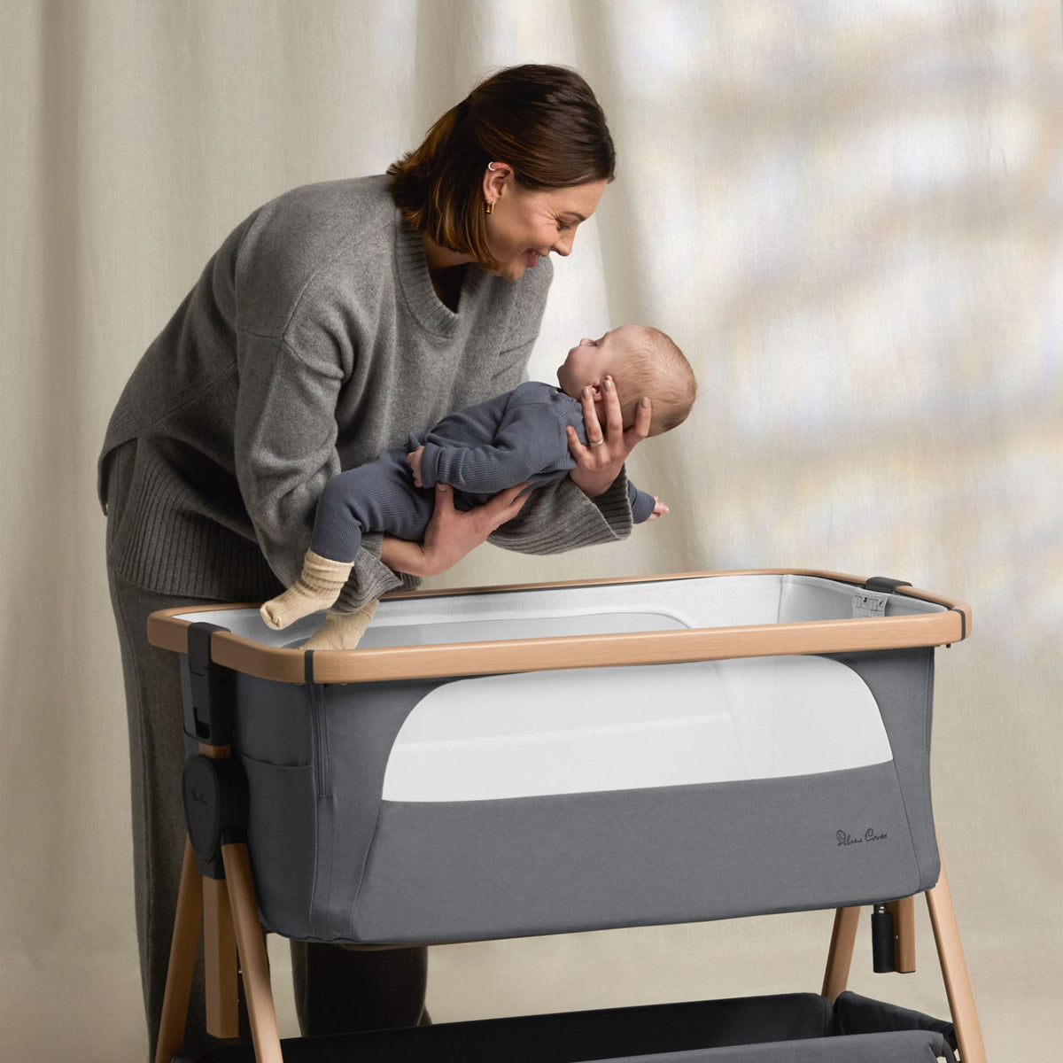Silver Cross cribs Silver Cross Lunar Bedside Crib - Whisper Grey SX8172.WG