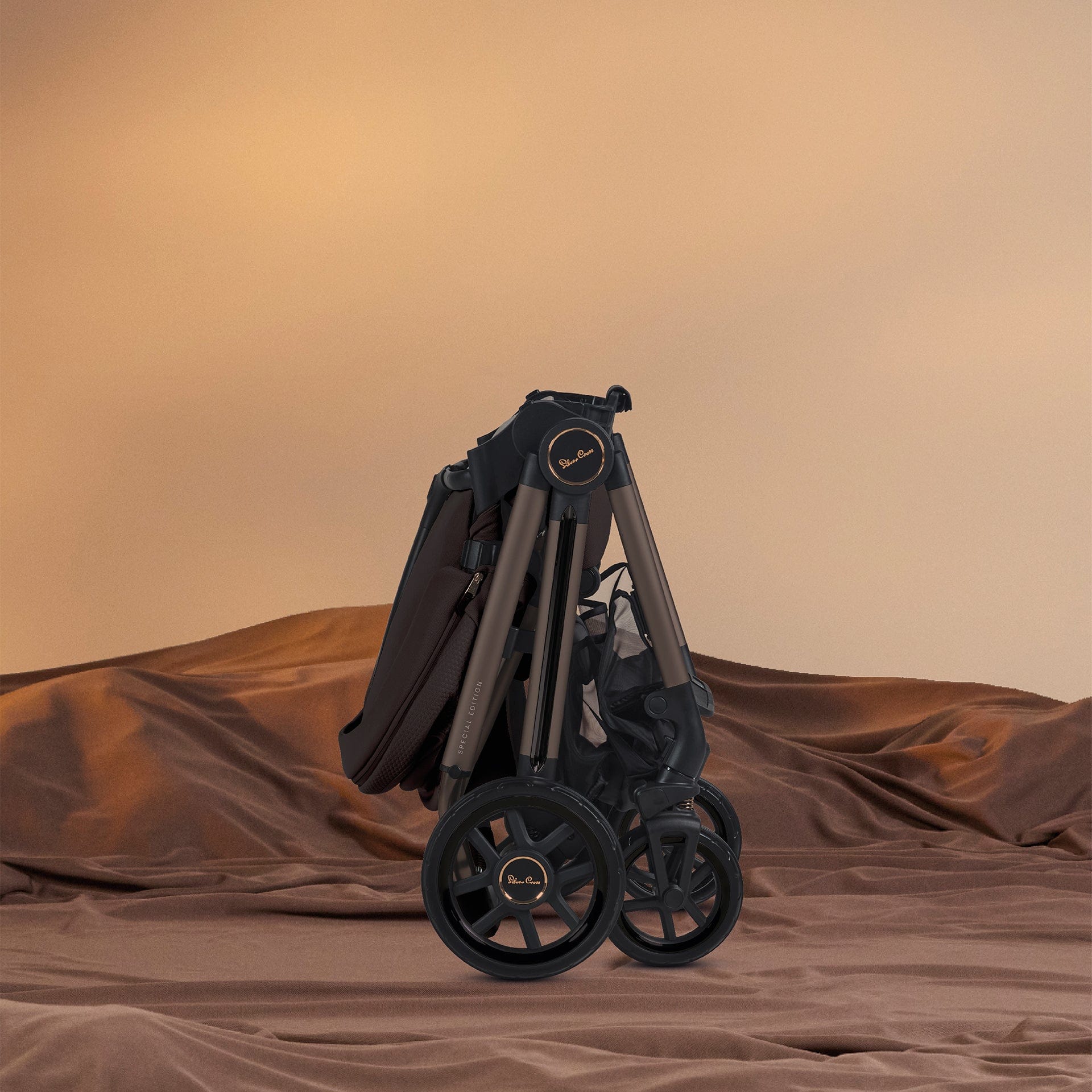 Silver Cross Travel Systems Silver Cross Reef 2 Special Edition Ultimate Motion Bundle - Ganache ISED-GN1