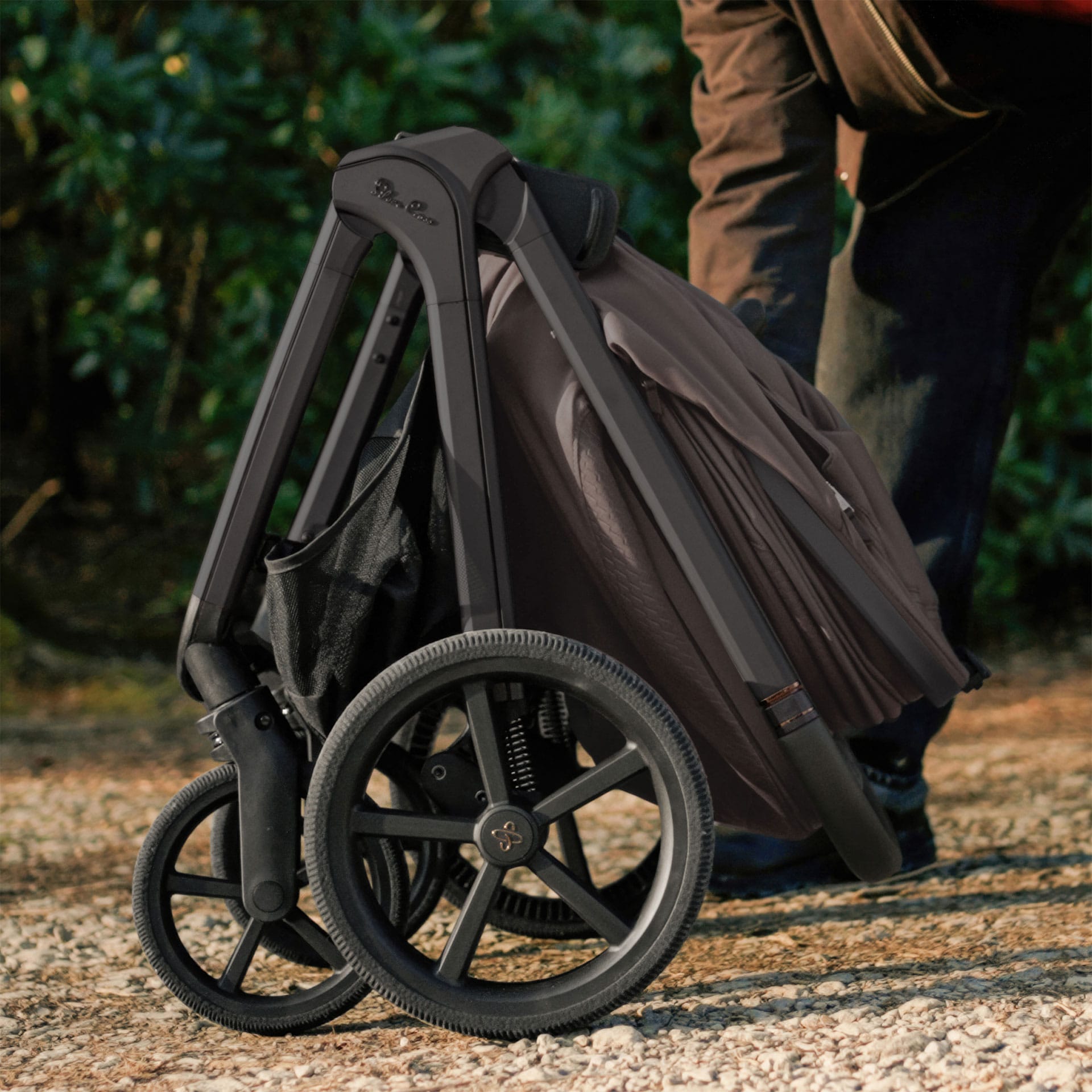 Silver Cross travel systems Silver Cross Cove Ultimate 360 Infant Carrier Bundle - Chocolate