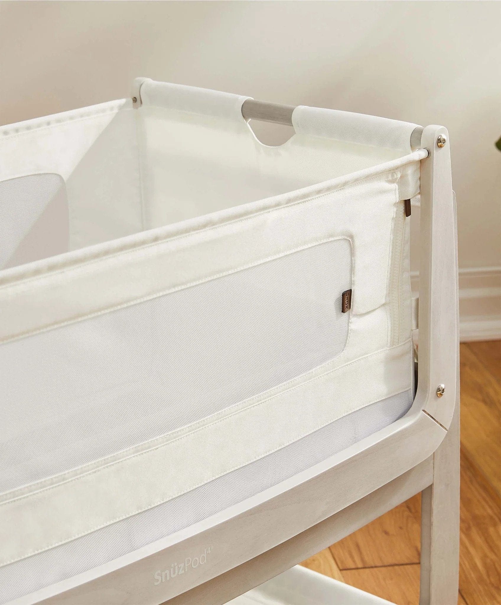 SnuzPod baby cot beds SnuzPod4 Bedside Crib - Silver Birch FN014M