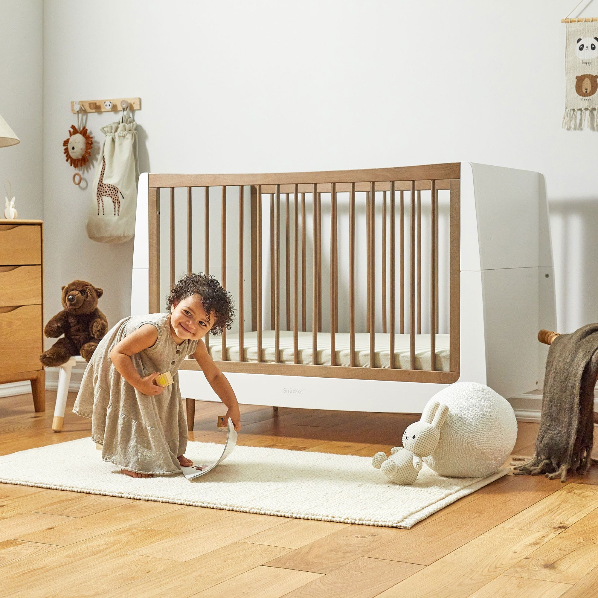 SnuzPod baby cot beds SnüzKot Skandi Cot Bed - Walnut FN005NN