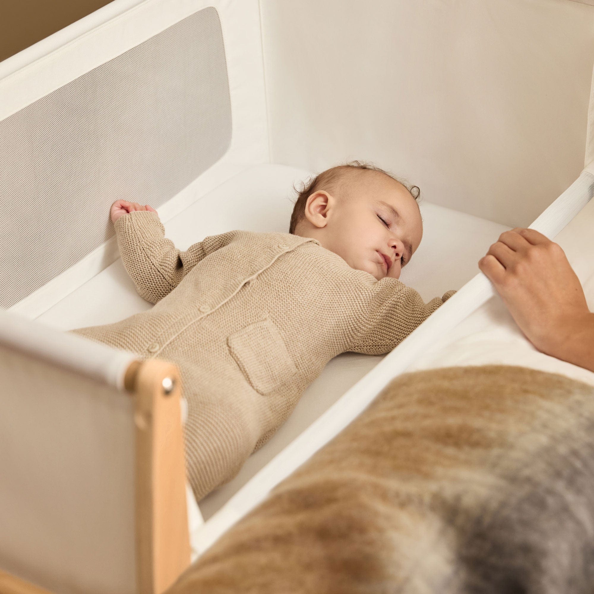 SnuzPod cribs SnüzPod 5 Bedside Crib - Natural