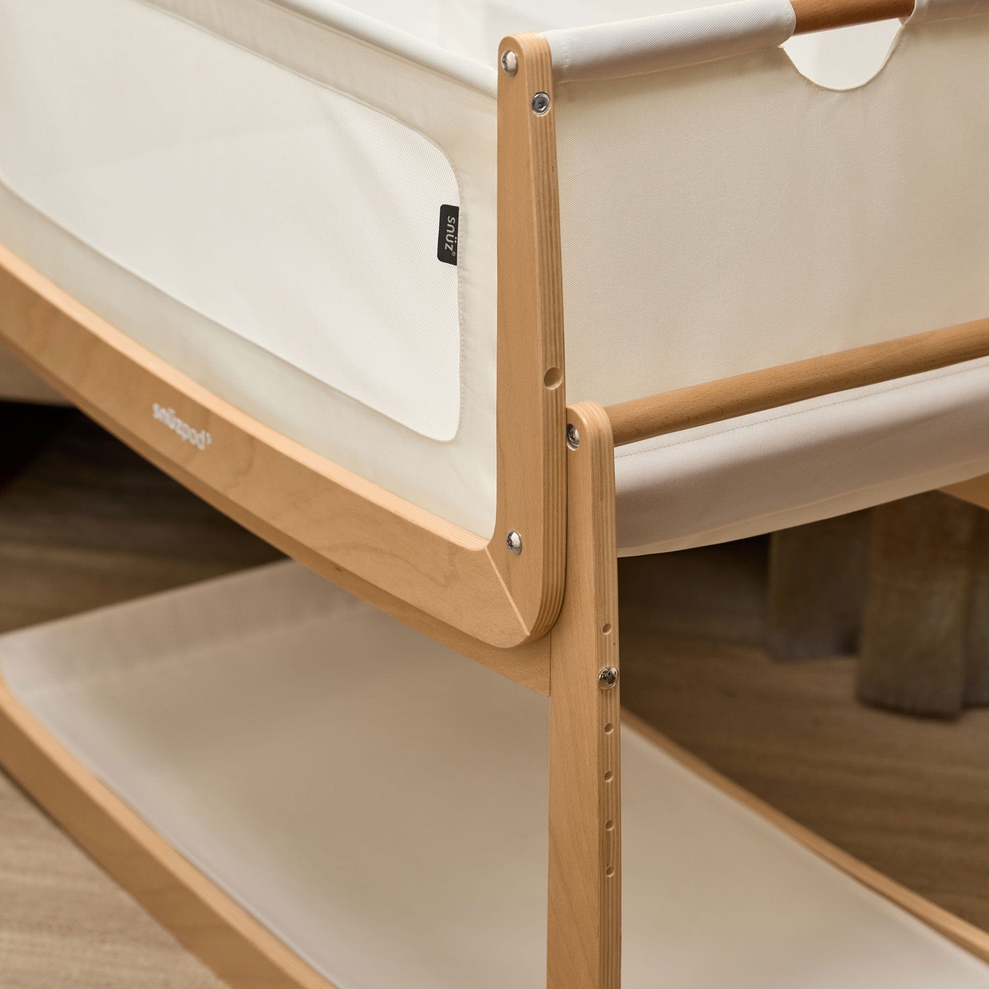 SnuzPod cribs SnüzPod 5 Bedside Crib - Natural