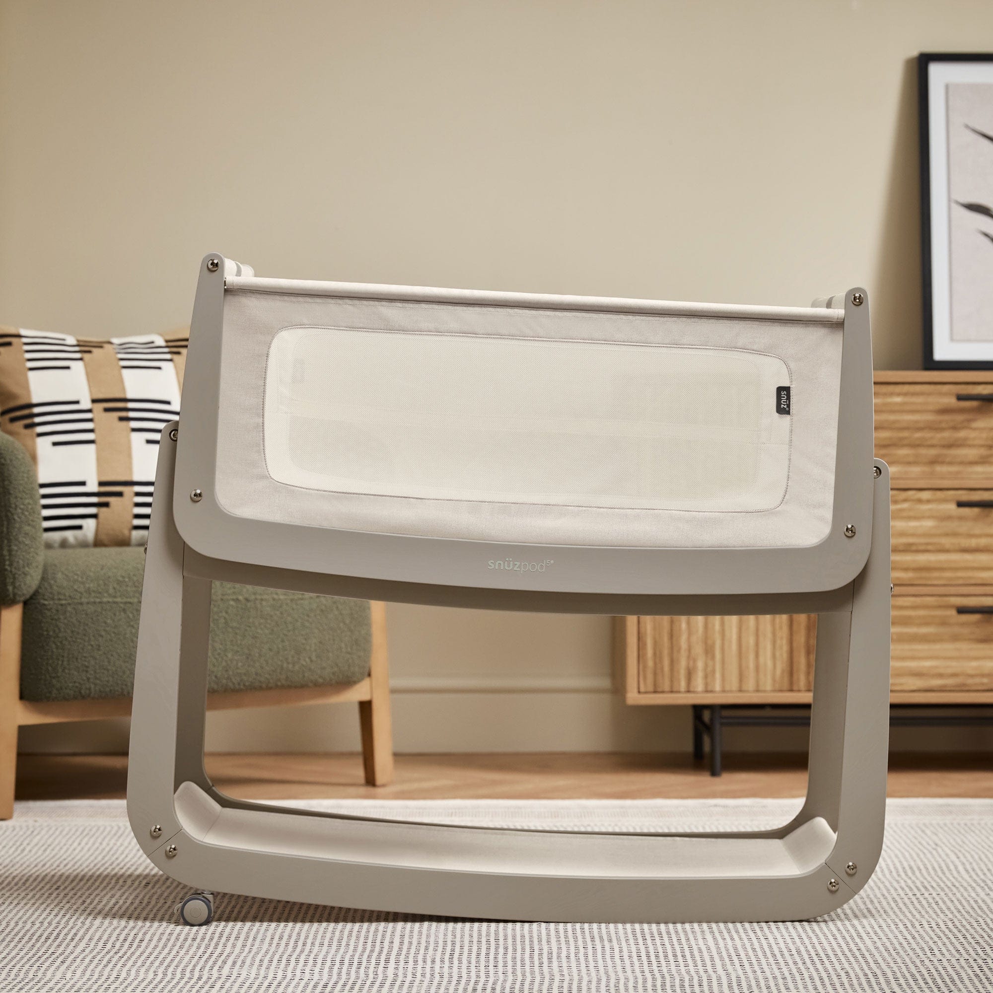 SnuzPod cribs SnüzPod 5 Bedside Crib - Pebble