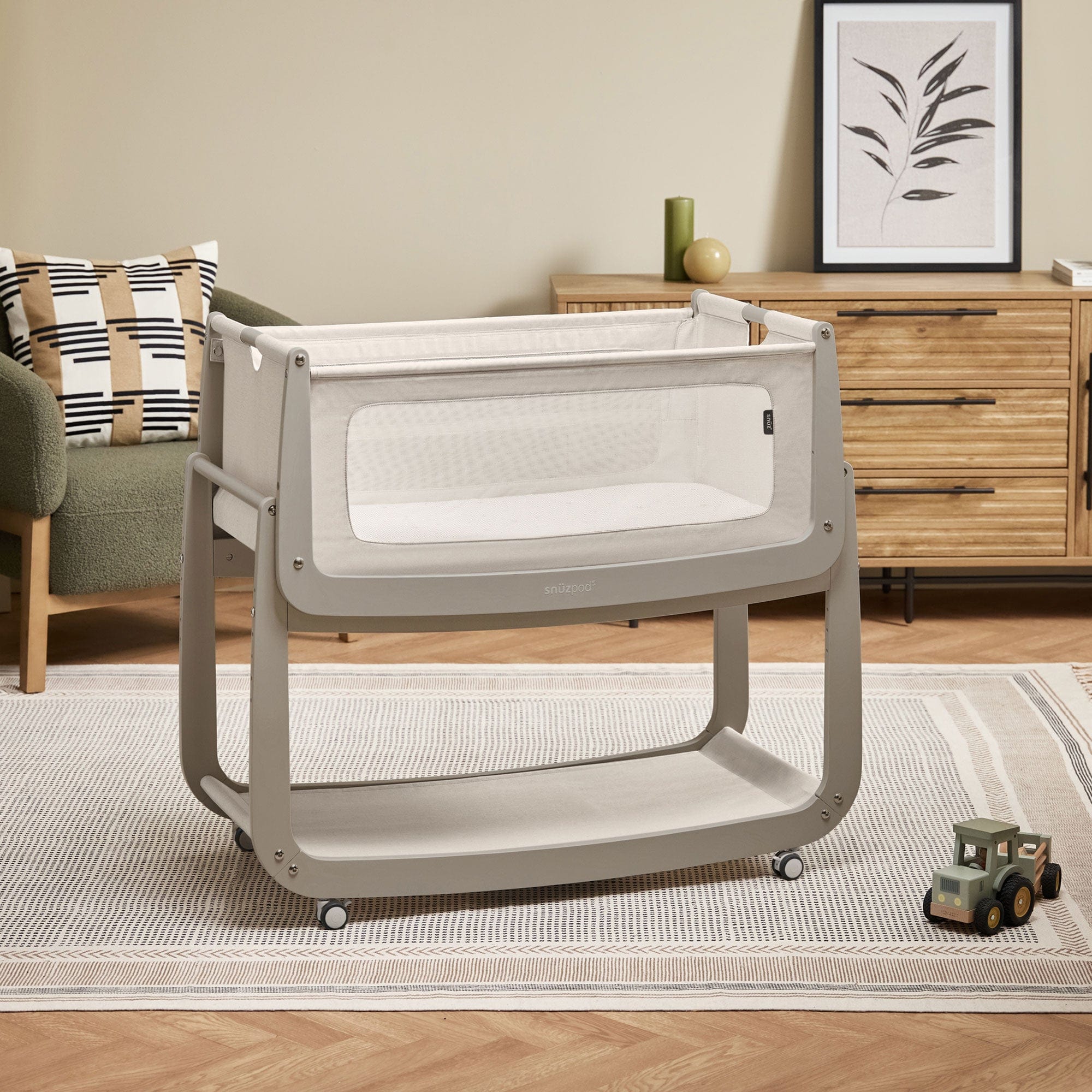 SnuzPod cribs SnüzPod 5 Bedside Crib - Pebble
