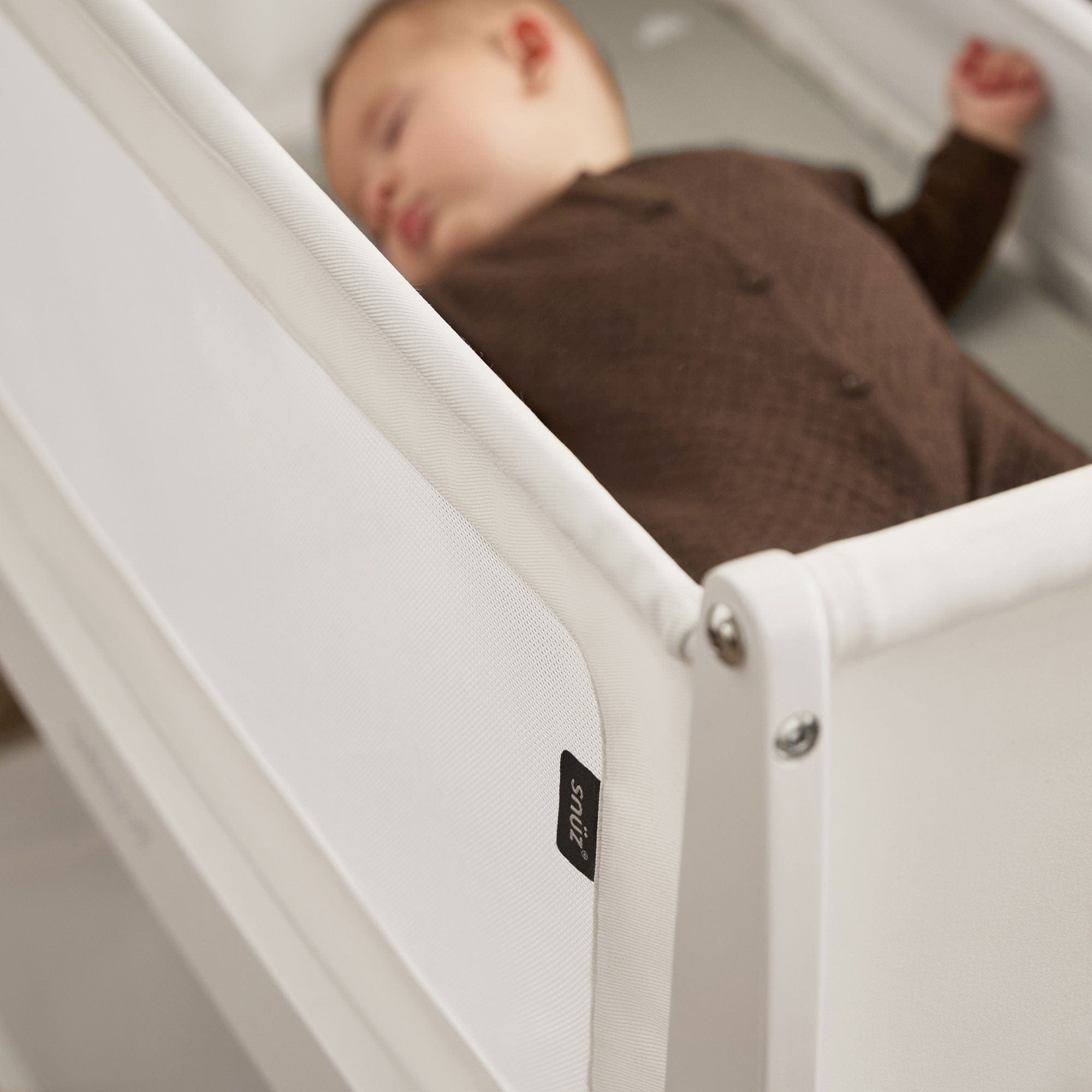 SnuzPod cribs SnüzPod 5 Bedside Crib - White