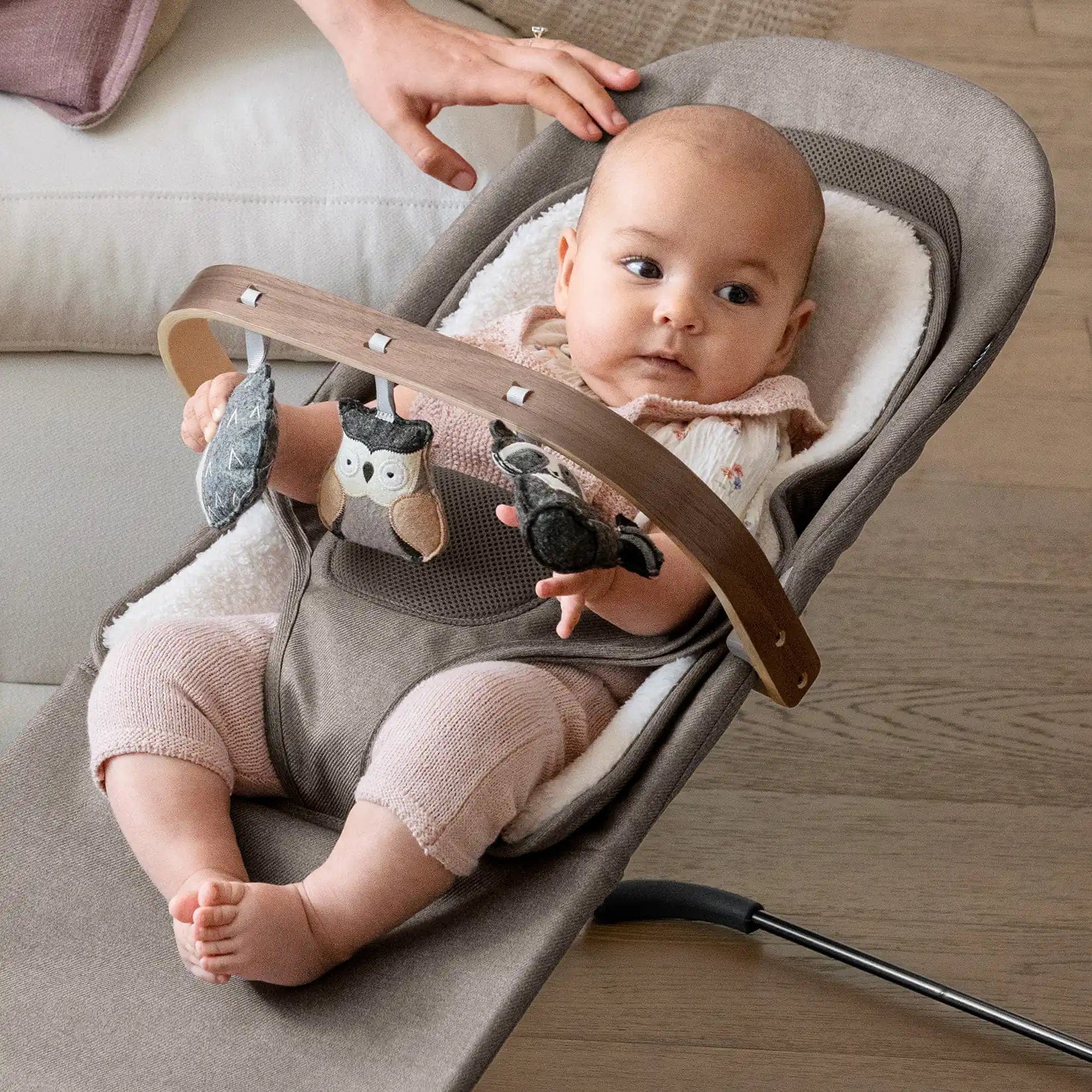 Uppababy rocking bouncing cradles UPPAbaby Mira Bouncer Forest Fun Toy 0901-BTY-WW