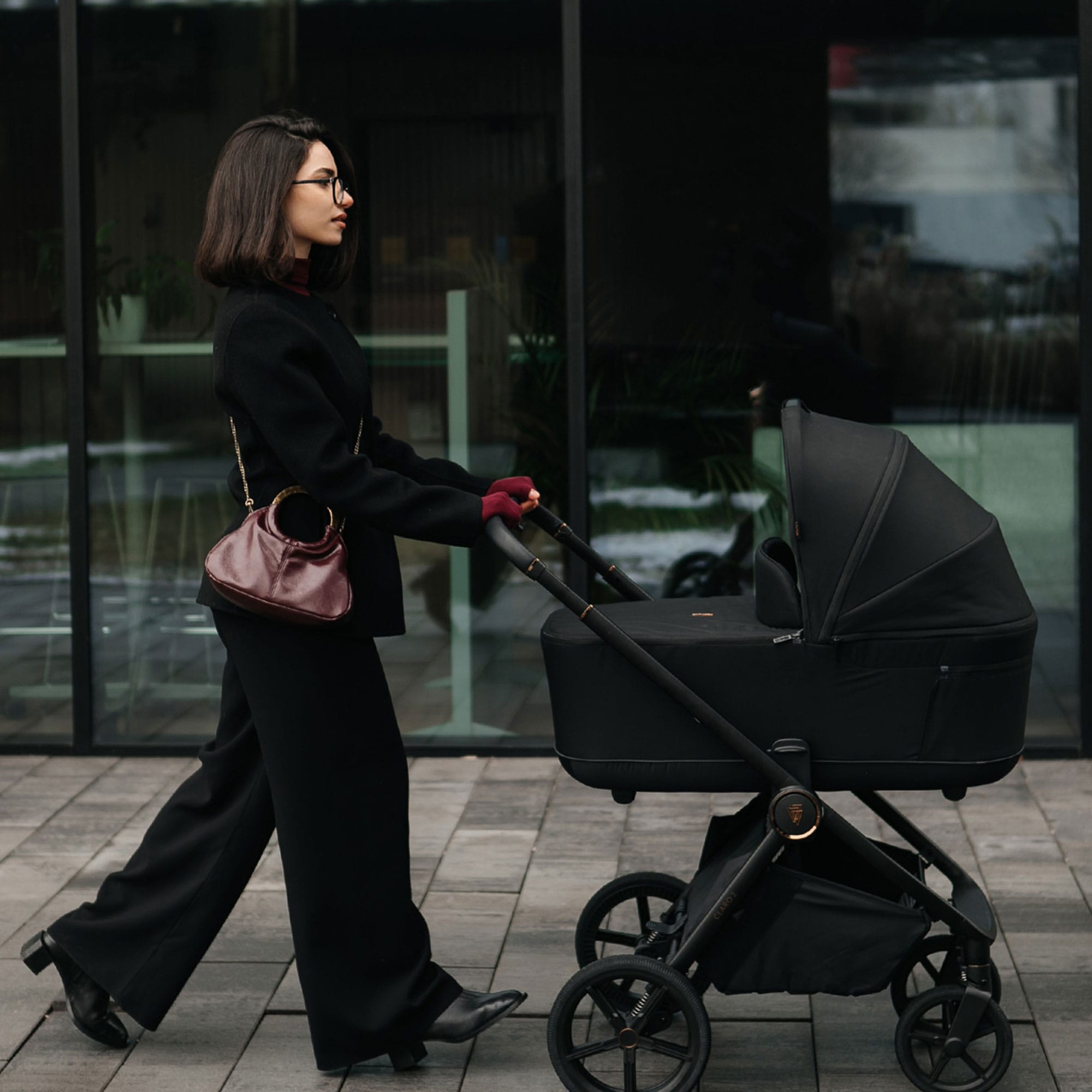 Venicci baby prams Venicci Claro 2 Essential Bundle - Noir 2001410201