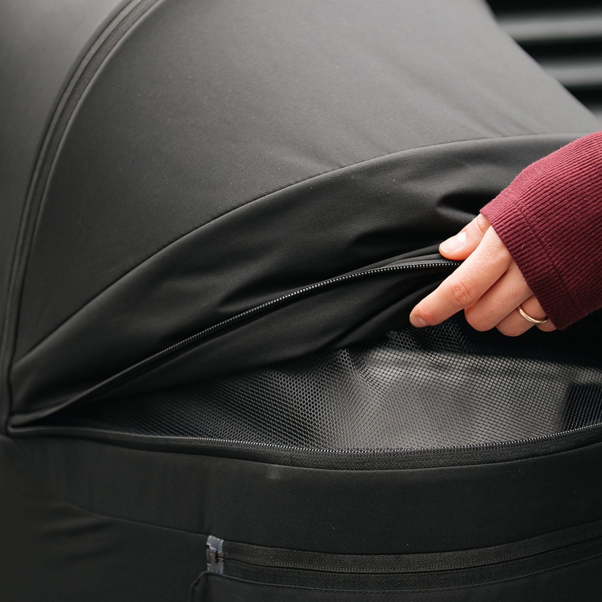 Venicci baby prams Venicci Claro 2 Essential Bundle - Noir 2001410201