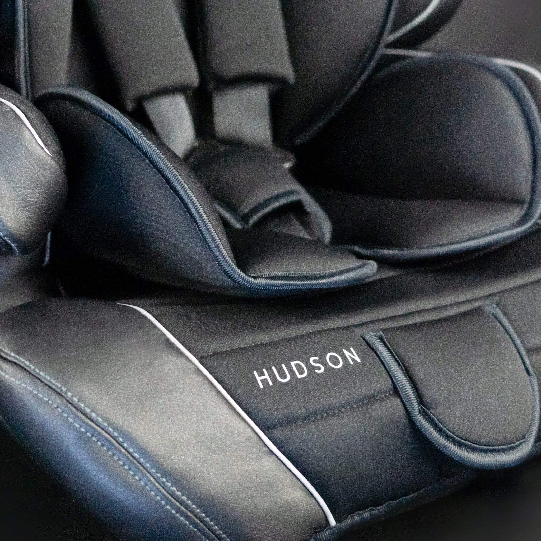 Cozy N Safe Car Seats The Cozy N Safe Hudson Group 1/2/3 25kg Harness Car Seat in Black EST-226-Hudson