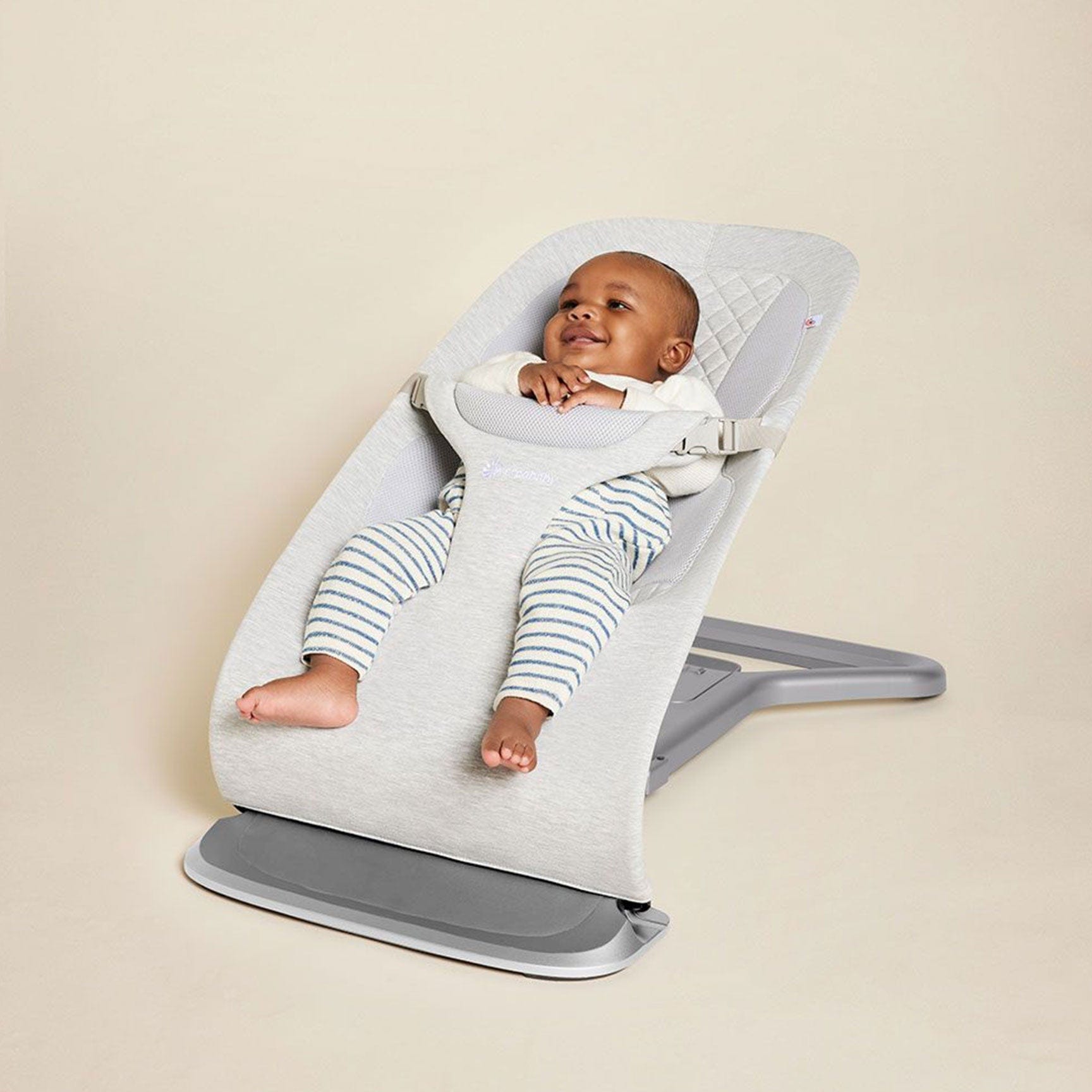 Ergobaby rocking bouncing cradles ErgoBaby Evolve Bouncer - Light Grey EVLBNCLTGRYUK