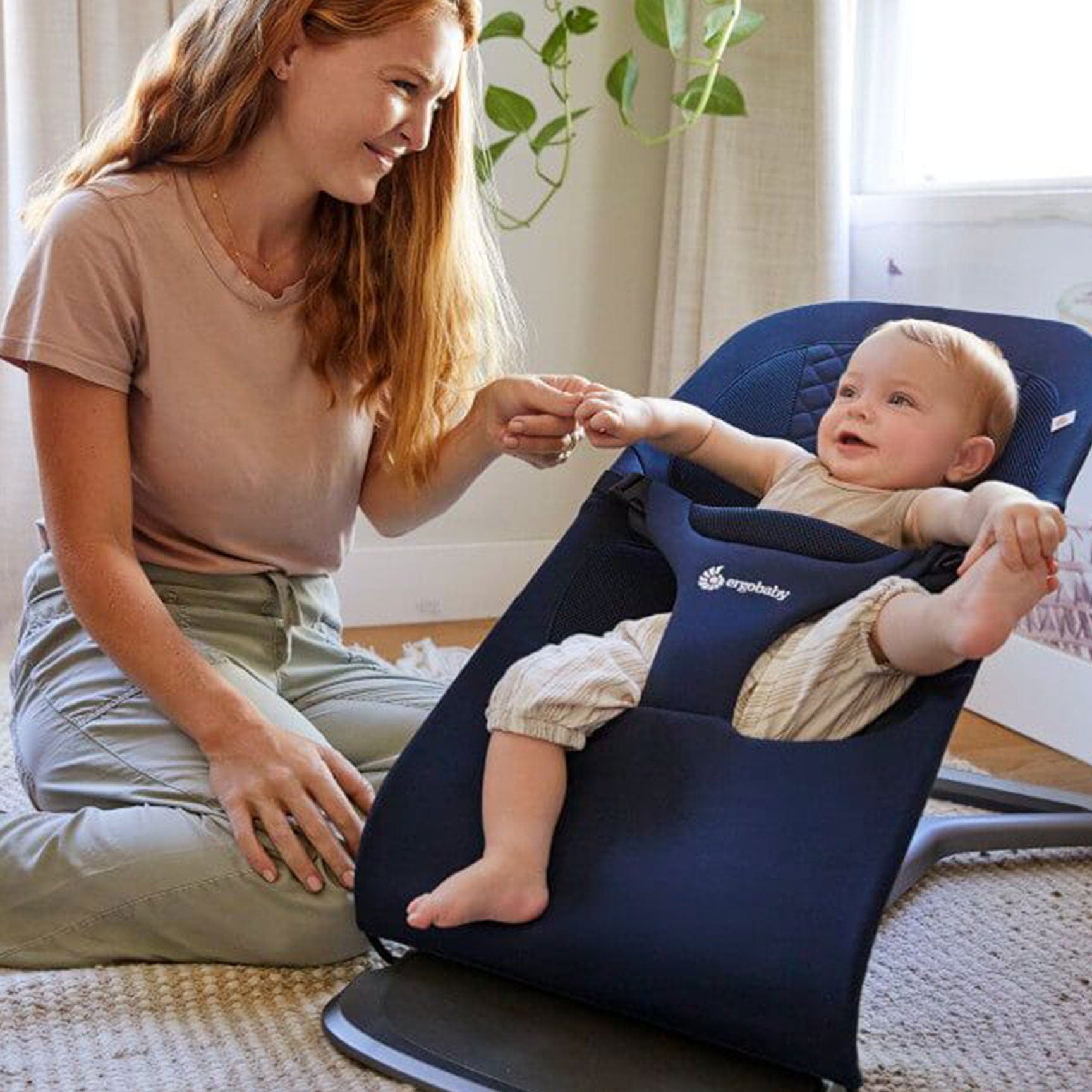Ergobaby rocking bouncing cradles ErgoBaby Evolve Bouncer - Midnight Blue EVLBNCMIDBLUUK